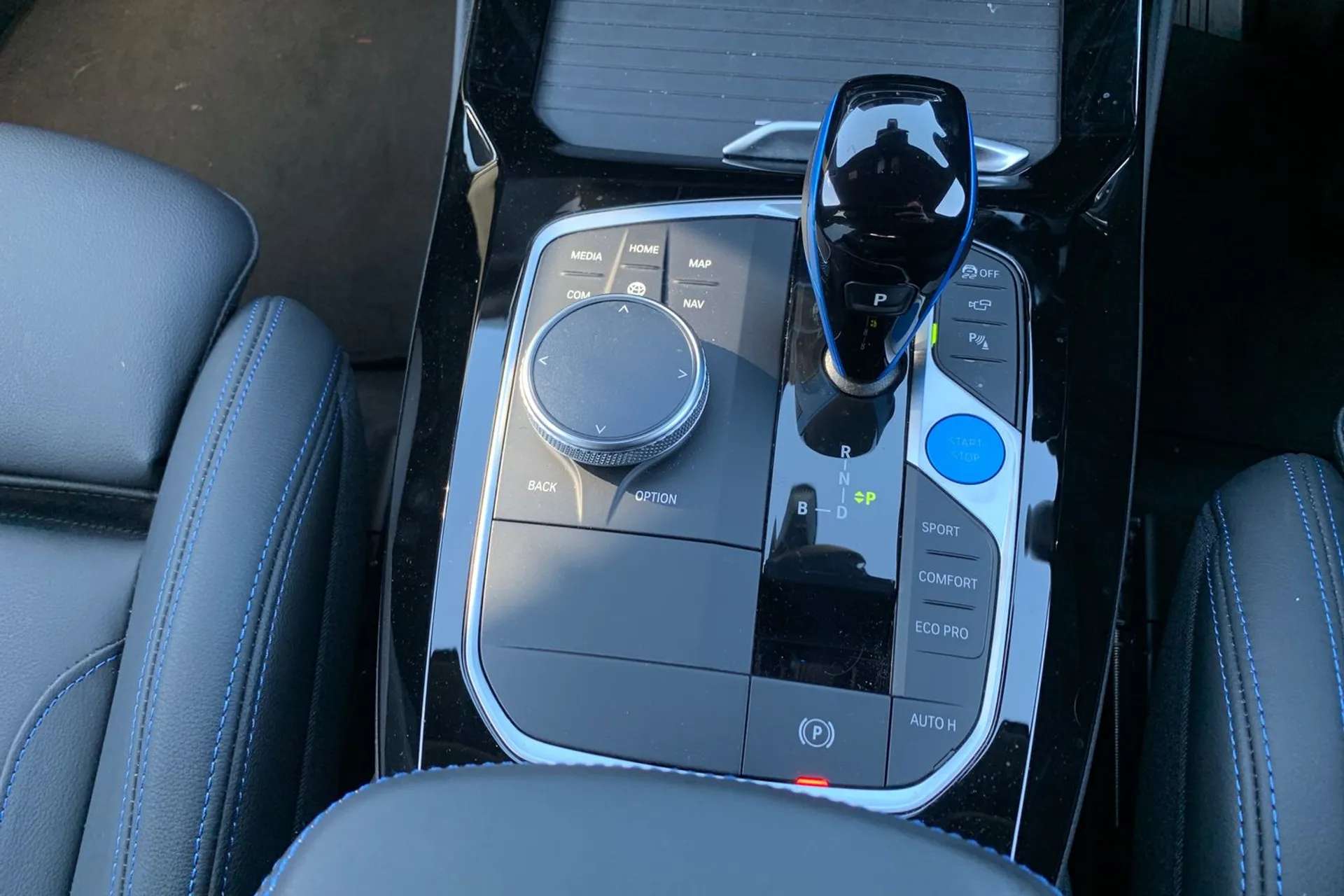 2022 BMW IX3 2022 BMW IX3