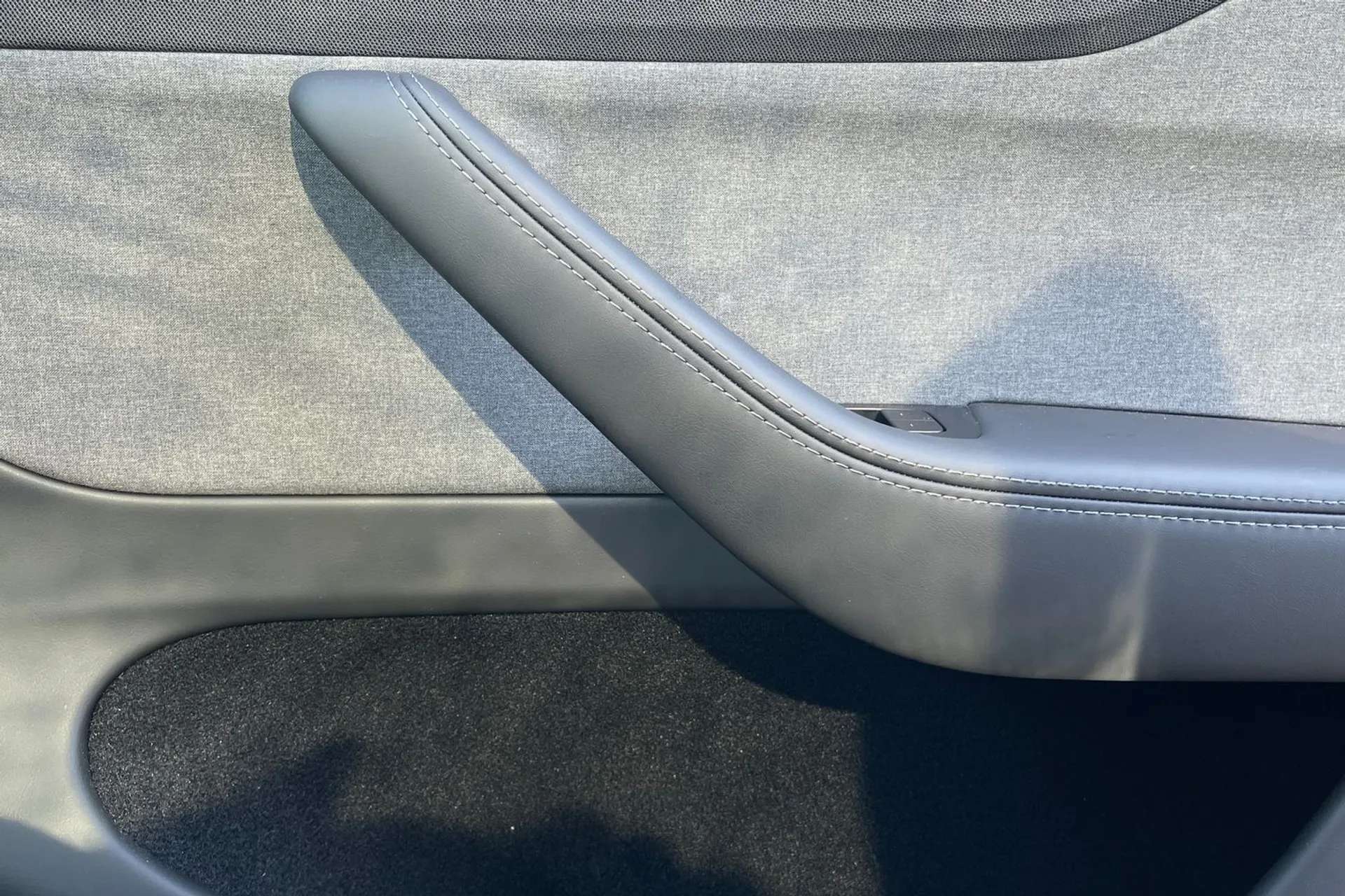 2026 TESLA MODEL Y 2026 TESLA MODEL Y