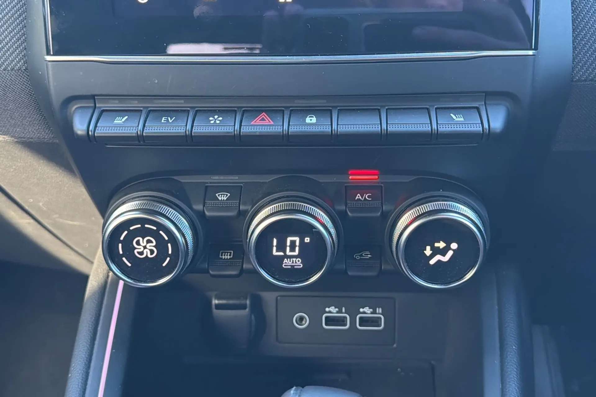 2025 RENAULT CLIO 2025 RENAULT CLIO