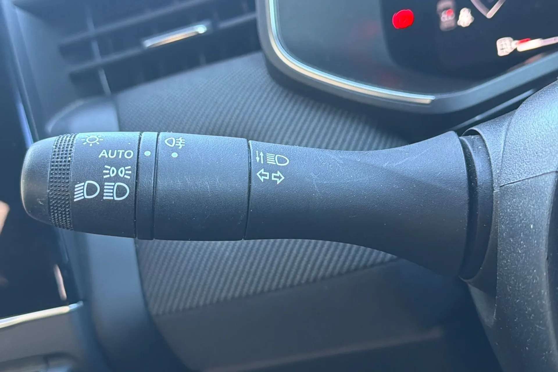 2025 RENAULT CLIO 2025 RENAULT CLIO