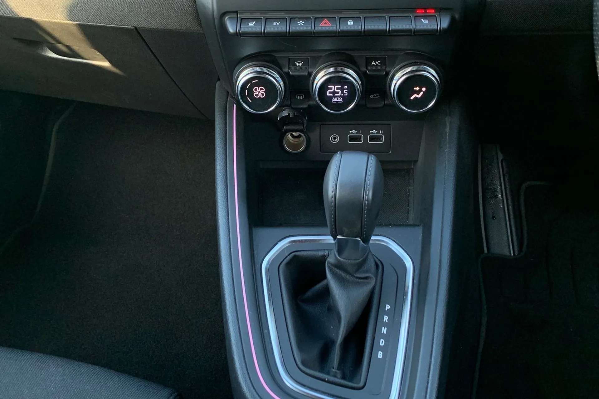 2023 RENAULT CLIO 2023 RENAULT CLIO