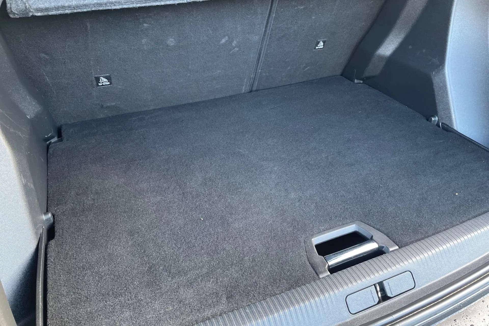 2020 PEUGEOT 2008 2020 PEUGEOT 2008