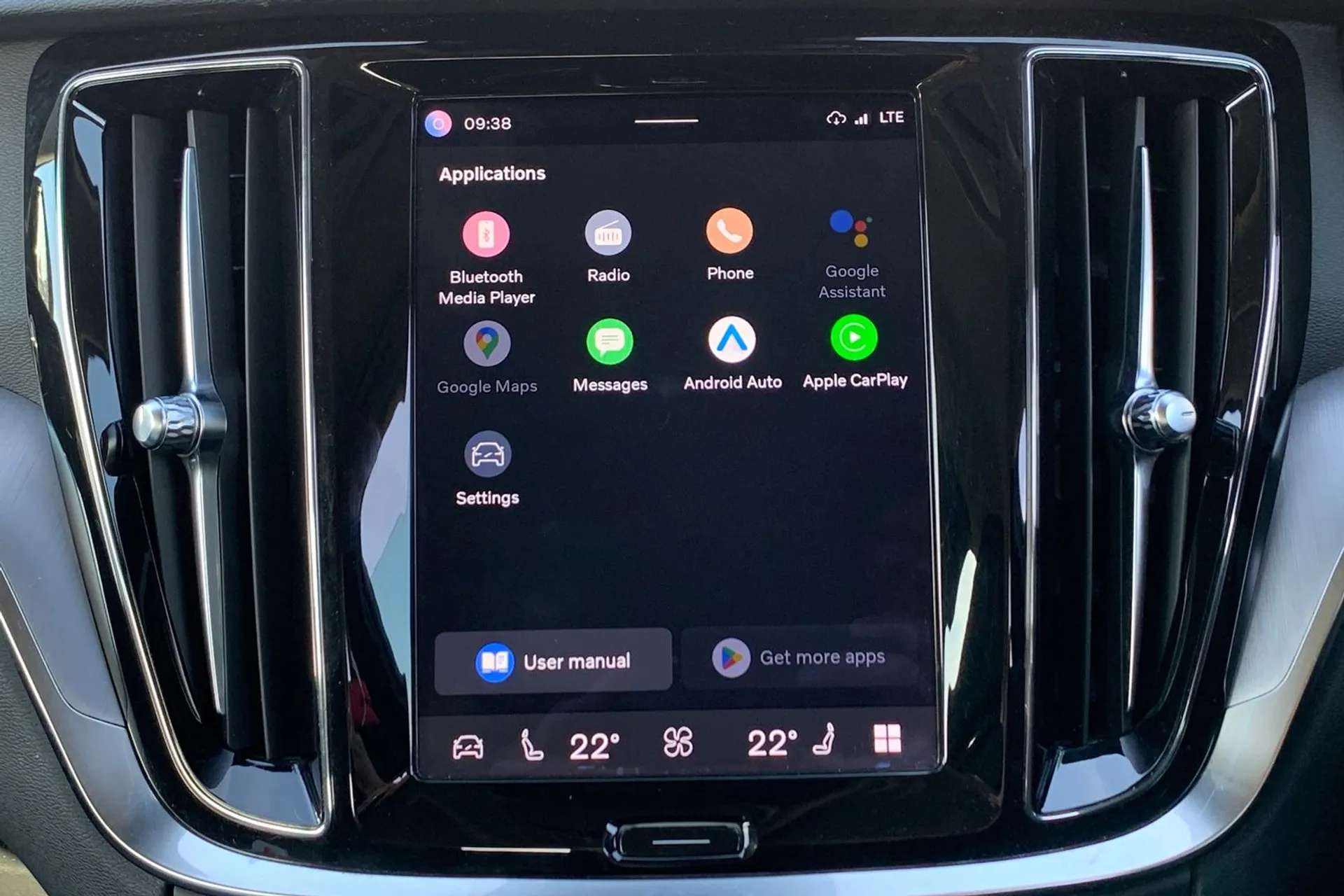 2023 VOLVO V60 2023 VOLVO V60