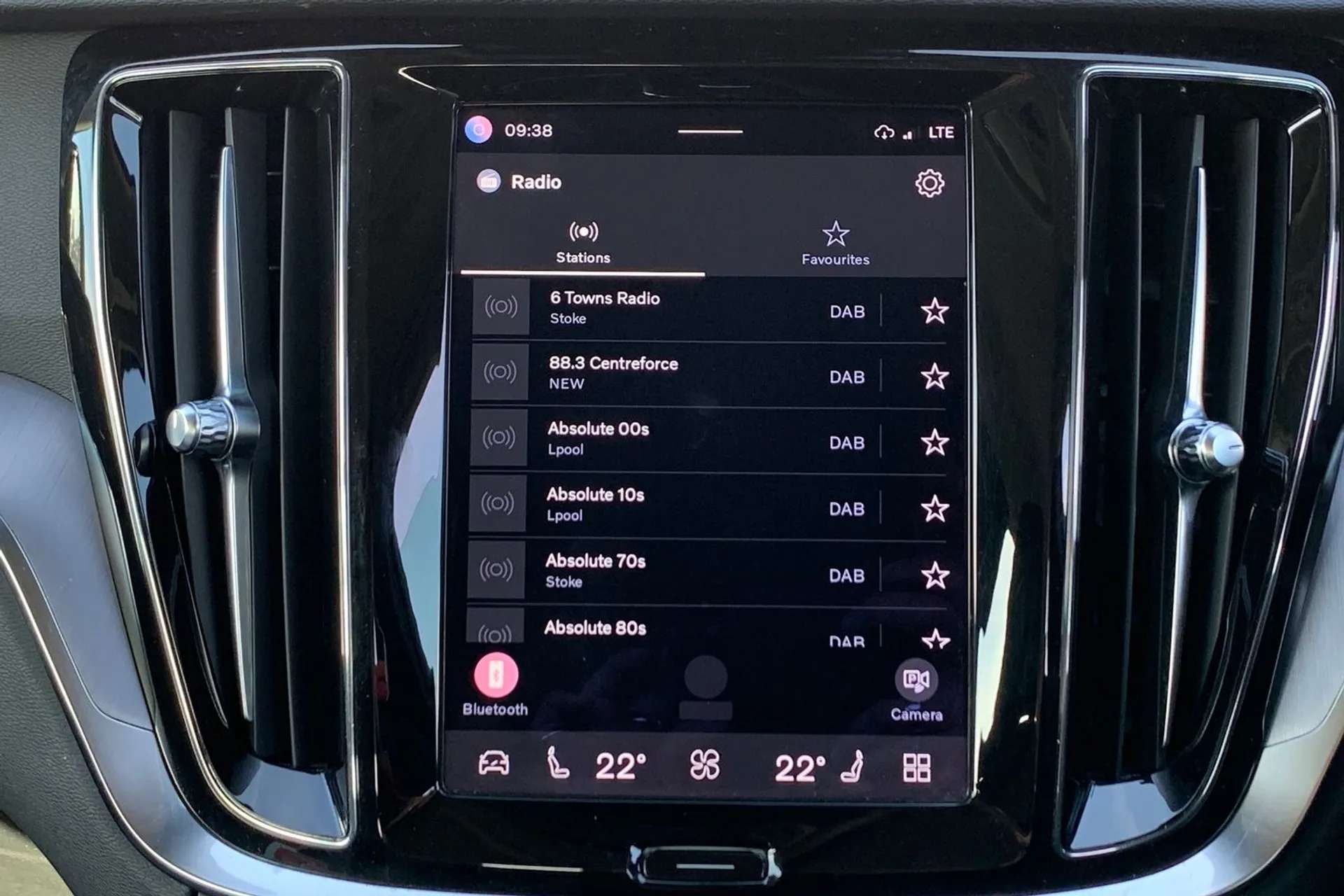2023 VOLVO V60 2023 VOLVO V60