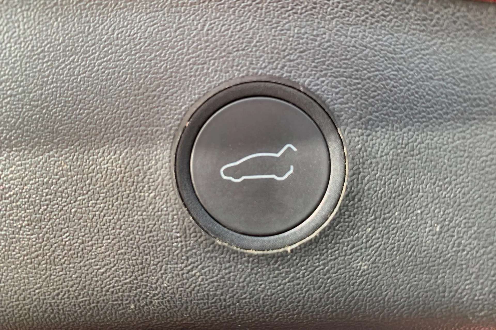 2023 TESLA MODEL 3 2023 TESLA MODEL 3
