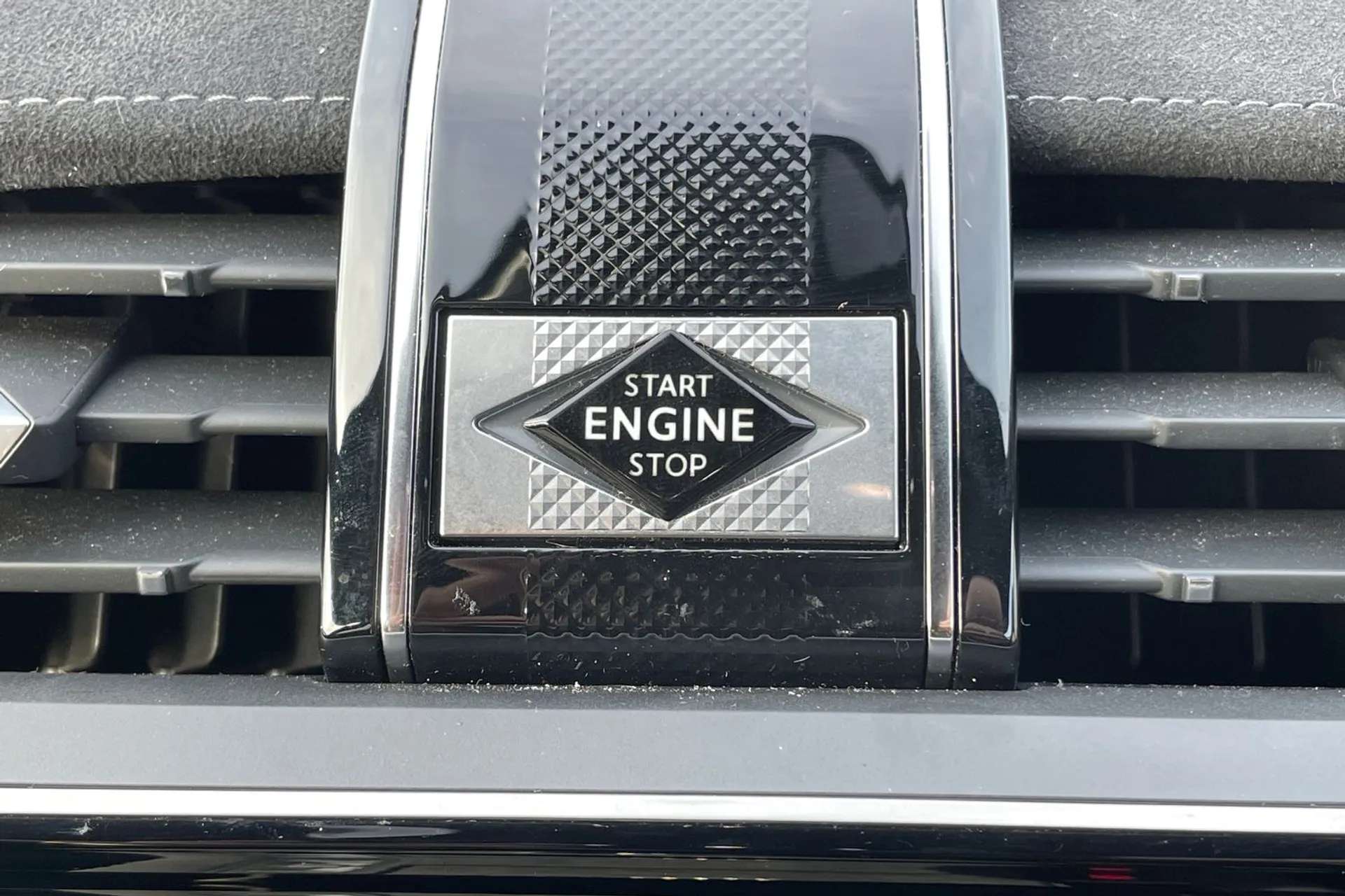 2020 DS DS7 CROSSBACK 2020 DS DS7 CROSSBACK