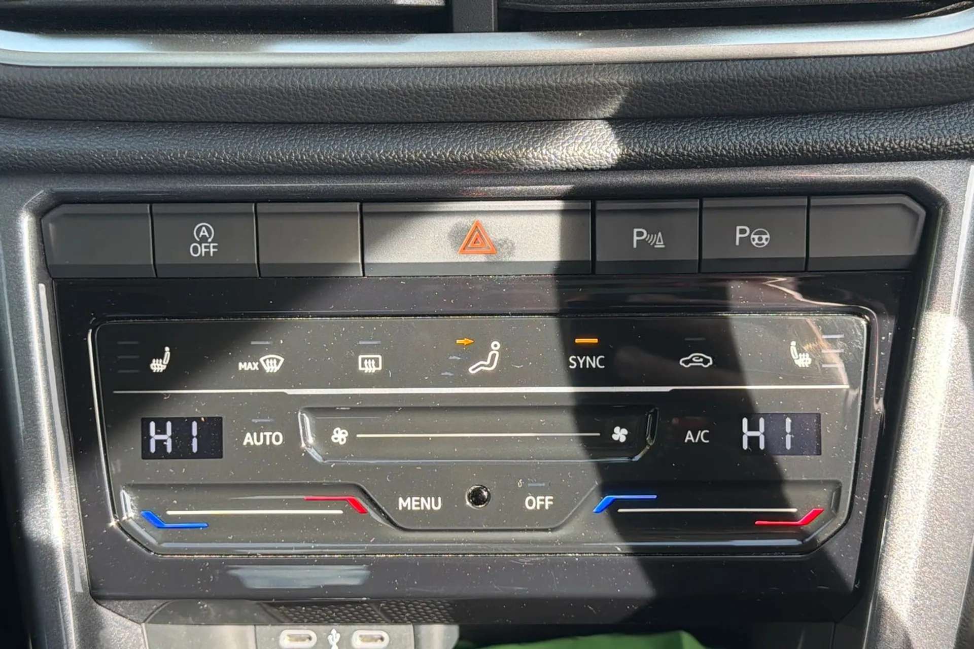 2024 VOLKSWAGEN T-ROC 2024 VOLKSWAGEN T-ROC