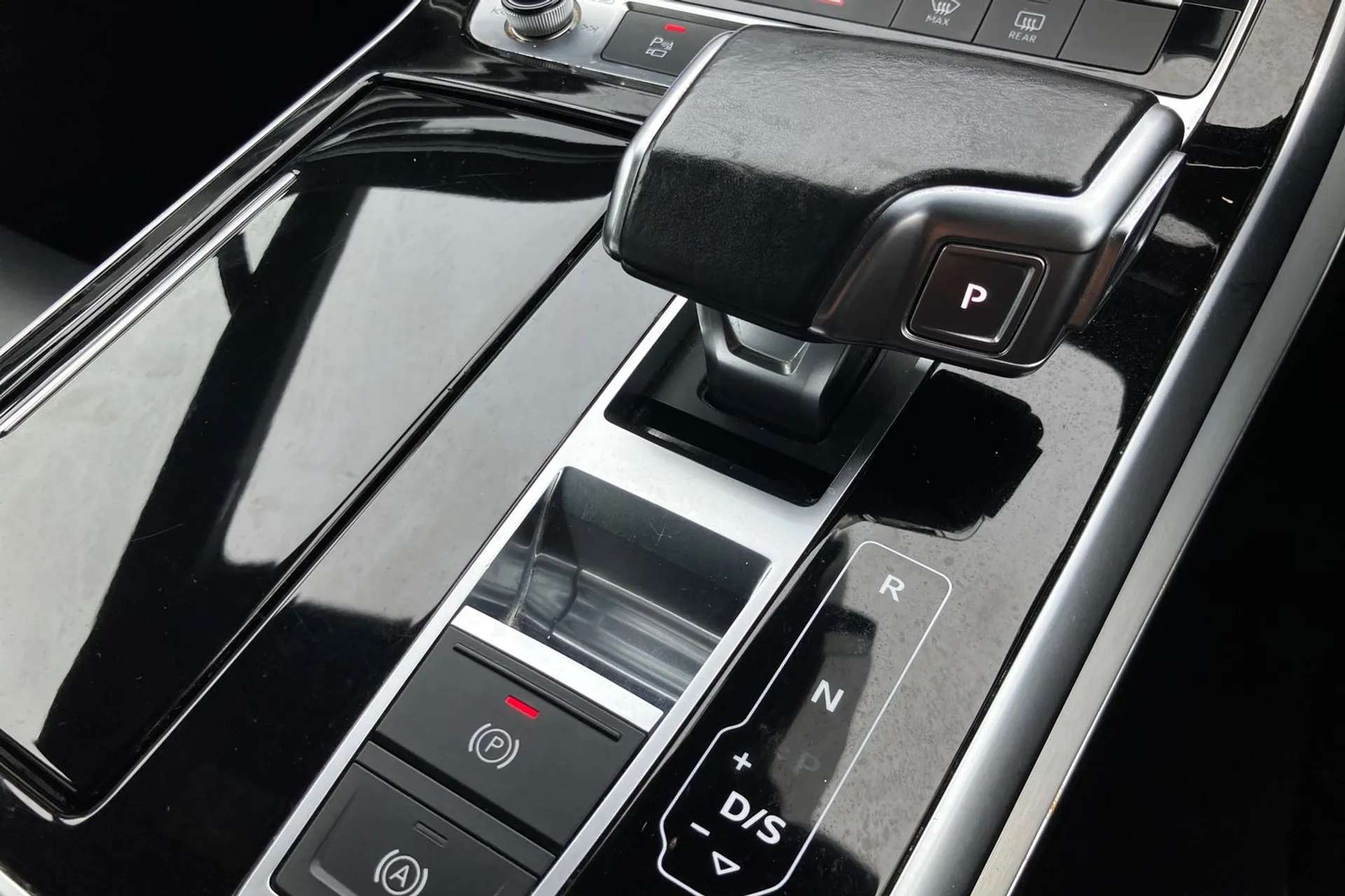 2021 AUDI Q7 2021 AUDI Q7