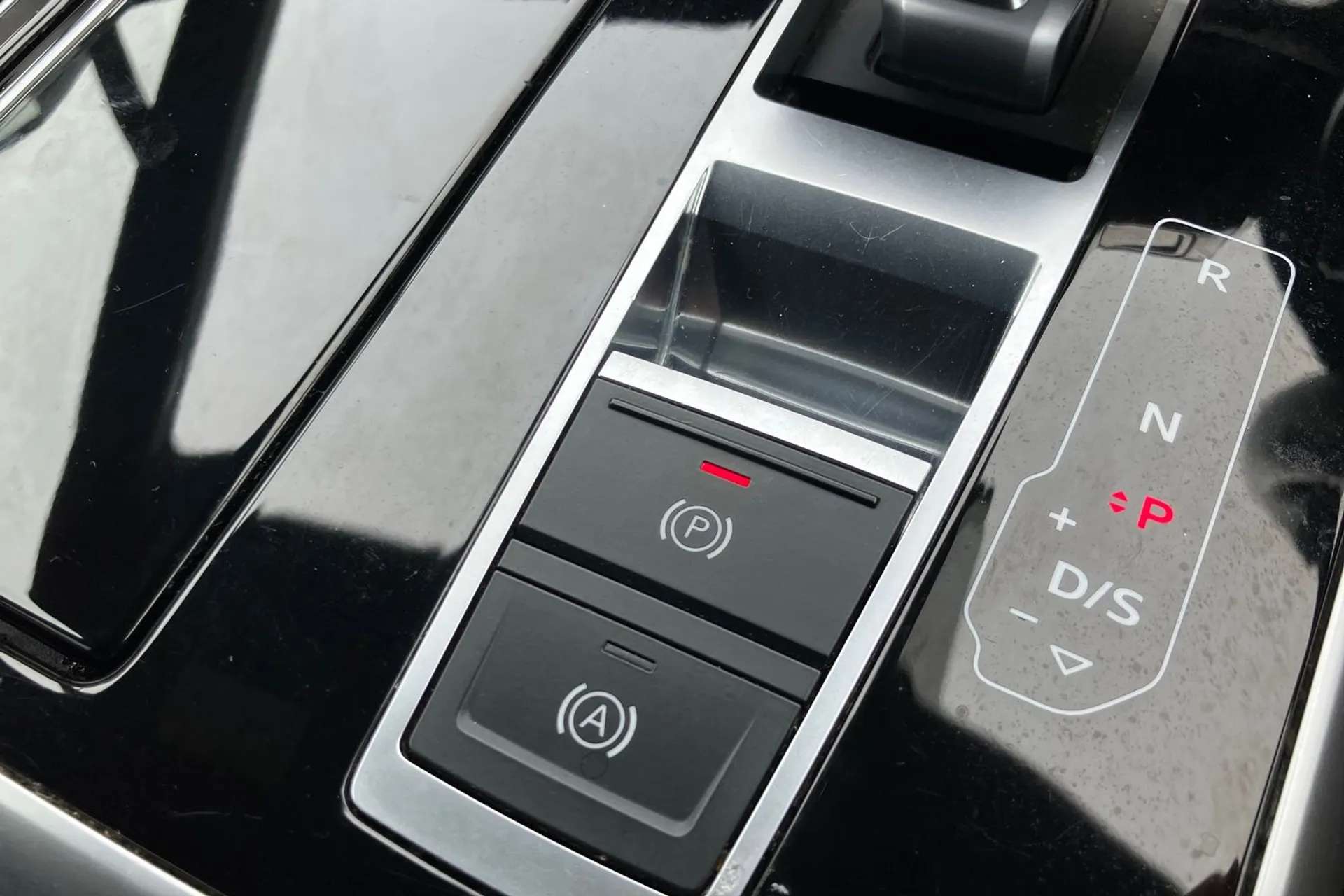2021 AUDI Q7 2021 AUDI Q7