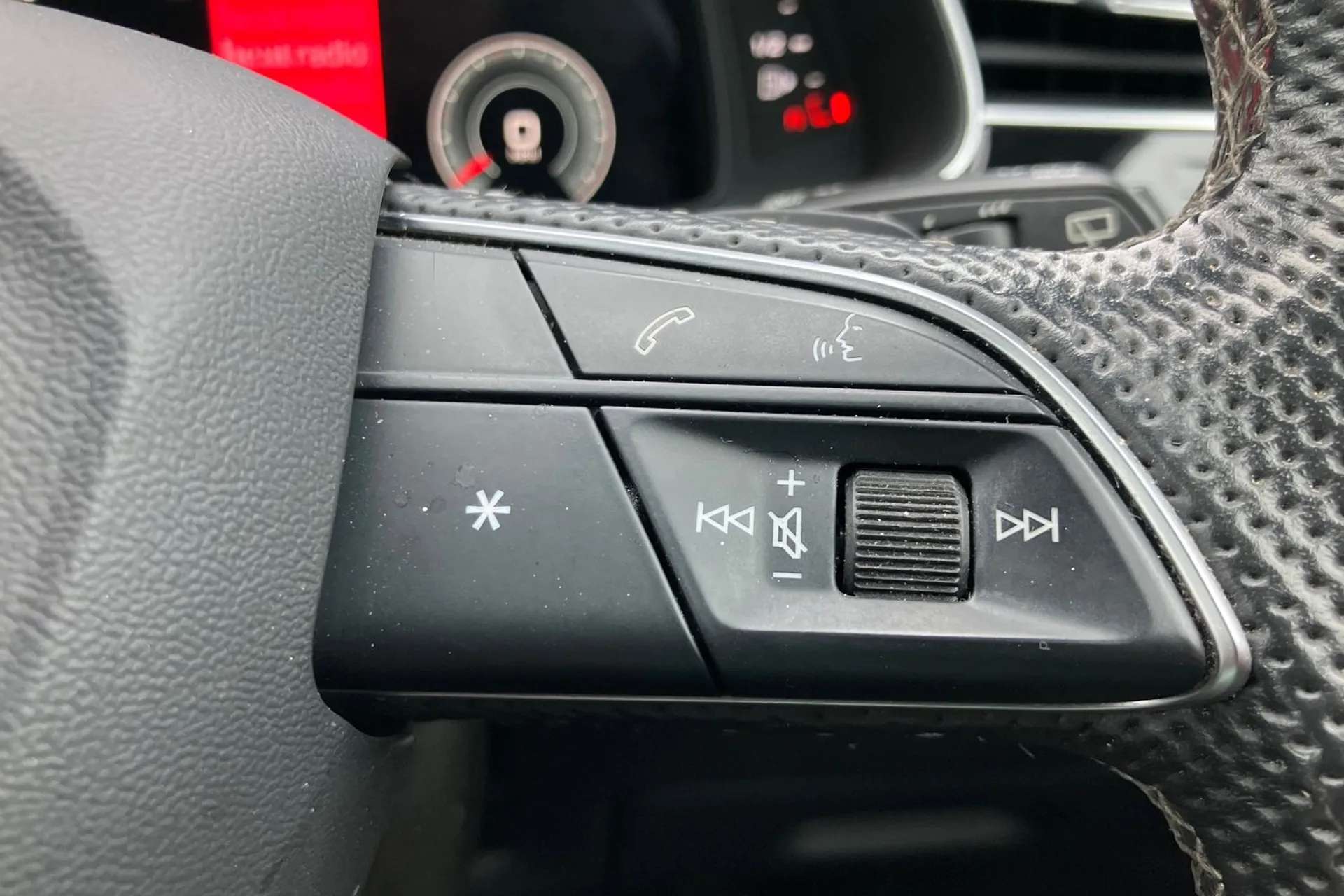 2021 AUDI Q7 2021 AUDI Q7