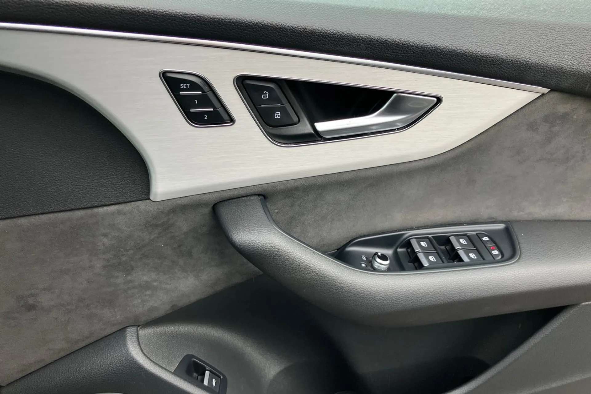 2021 AUDI Q7 2021 AUDI Q7