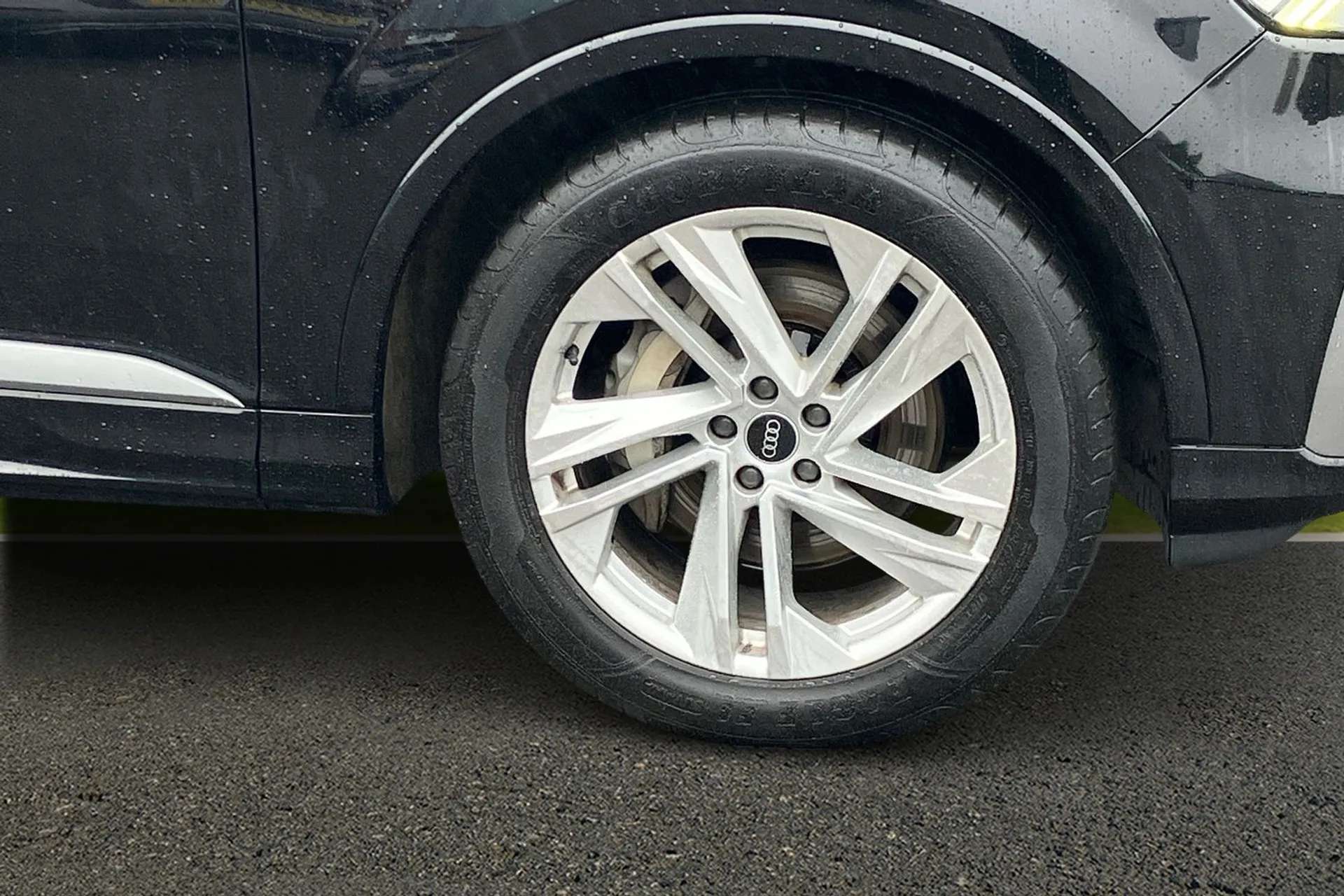 2021 AUDI Q7 2021 AUDI Q7