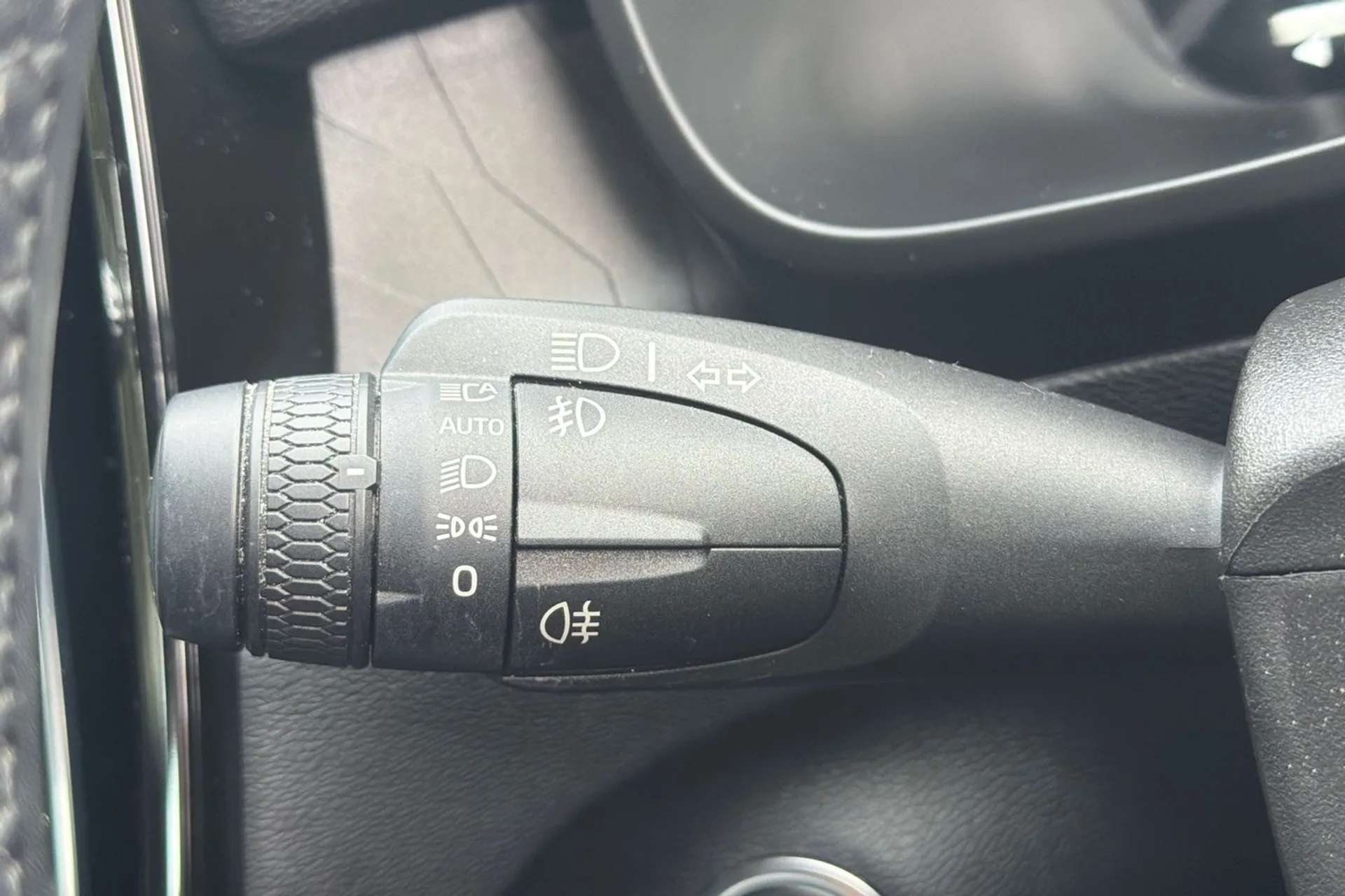 2022 VOLVO XC40 2022 VOLVO XC40
