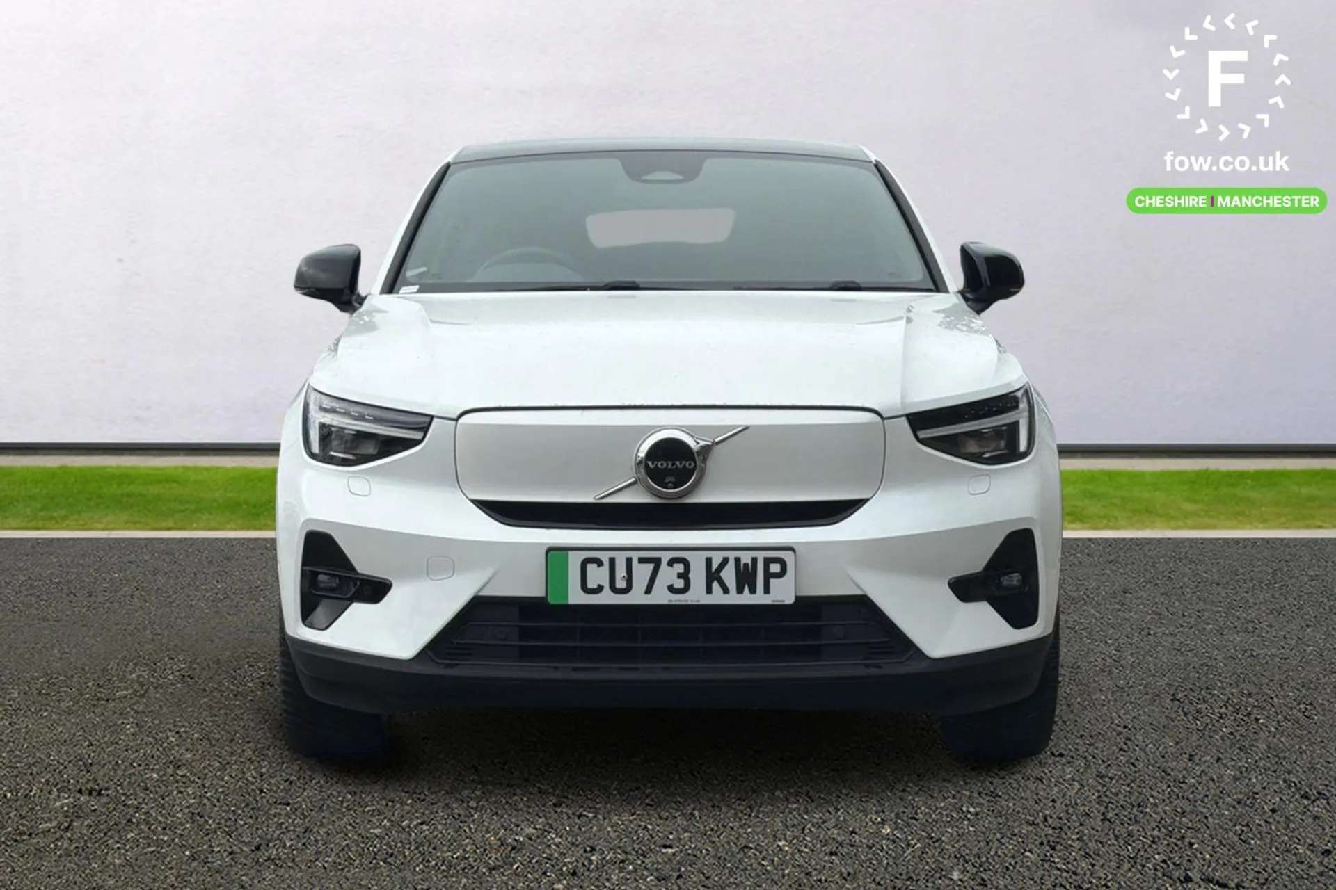 2023 VOLVO C40 2023 VOLVO C40