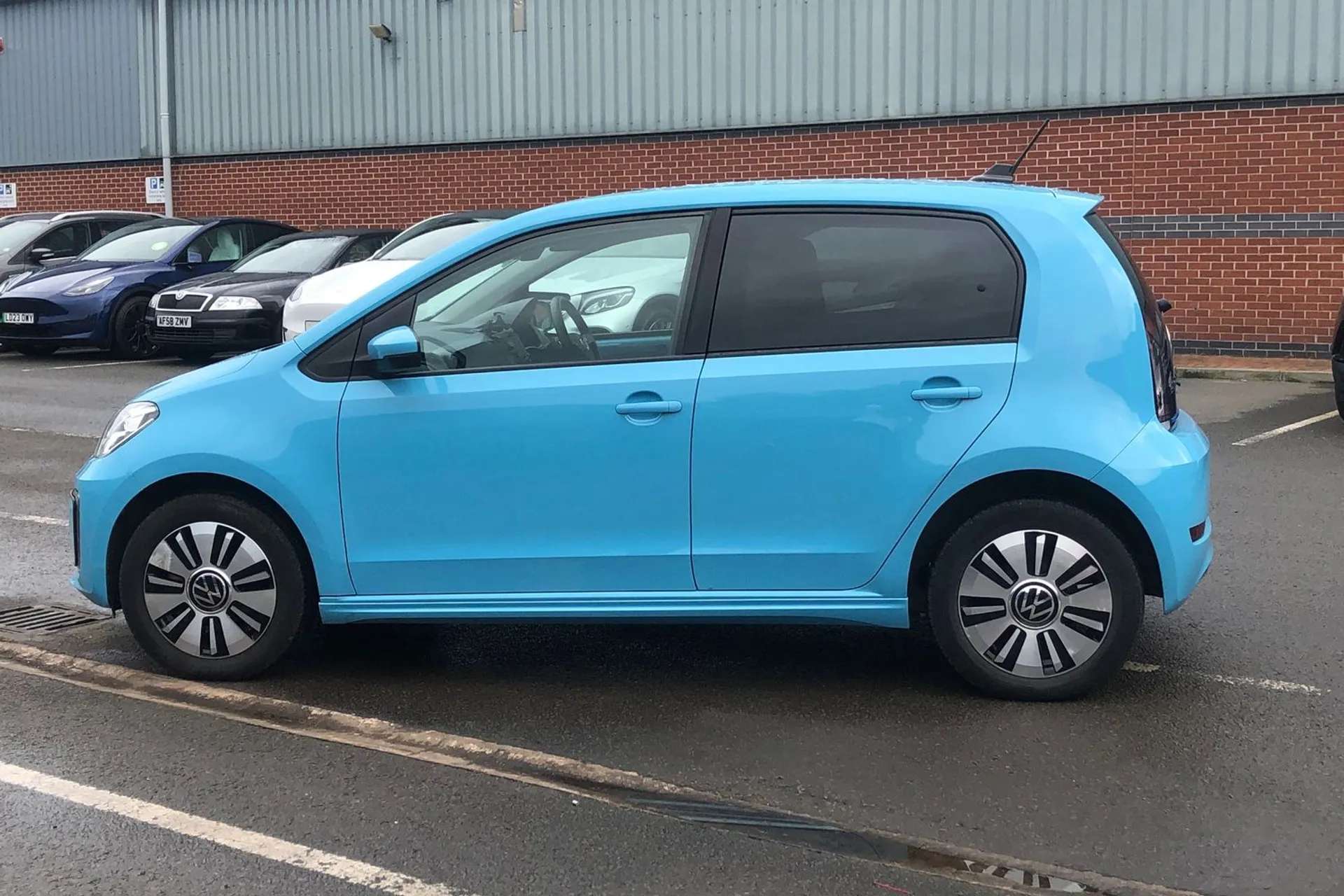2023 VOLKSWAGEN UP 2023 VOLKSWAGEN UP