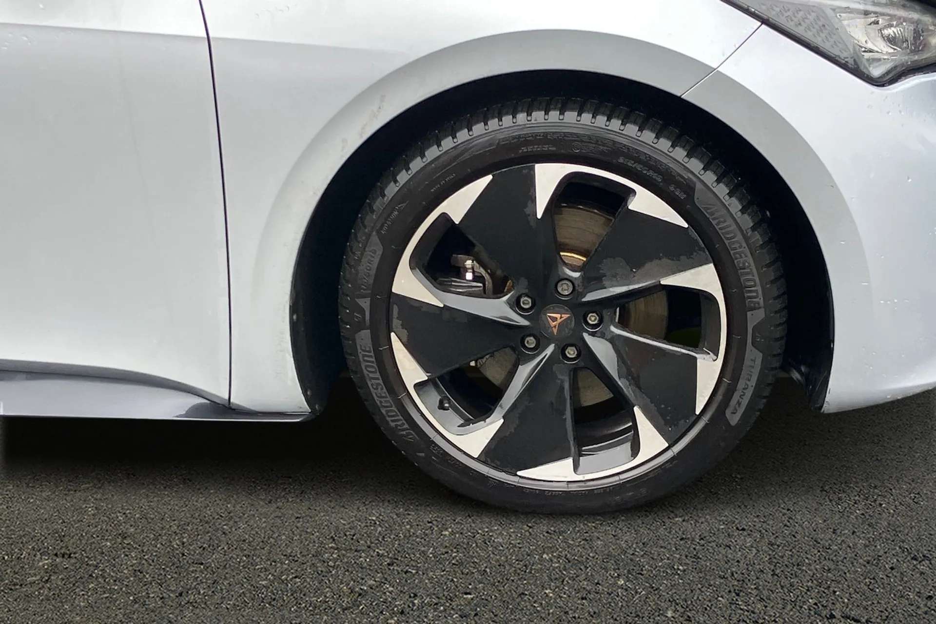 2024 CUPRA BORN 2024 CUPRA BORN