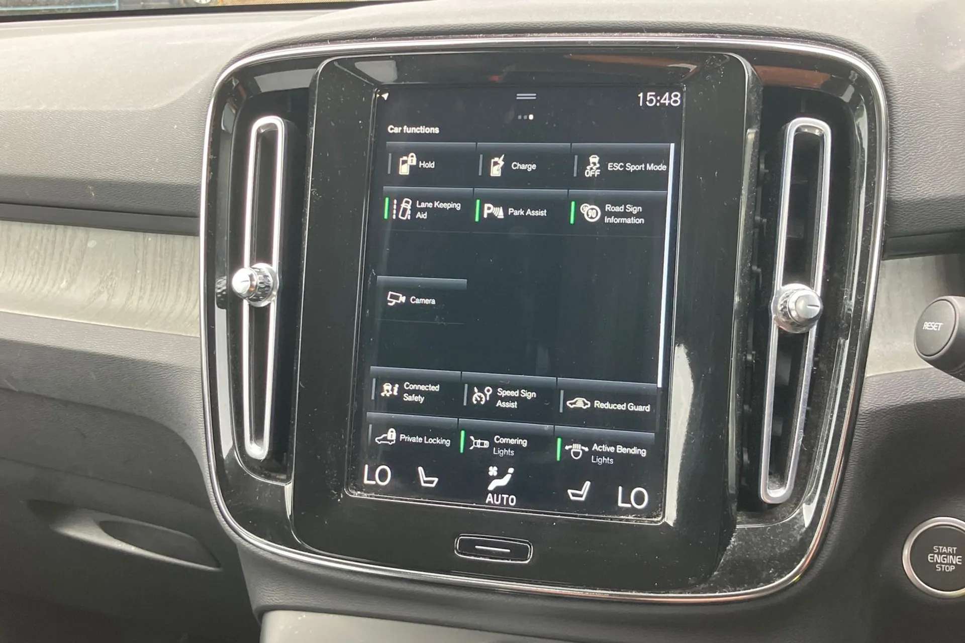2021 VOLVO XC40 2021 VOLVO XC40