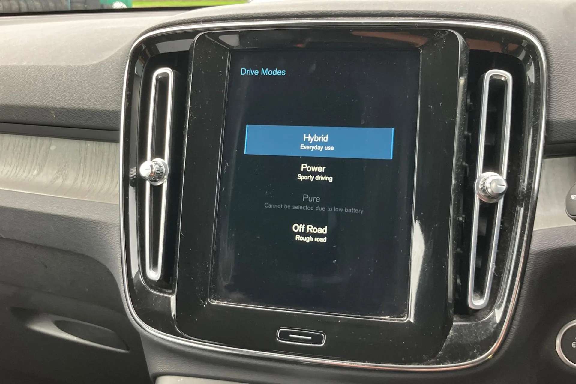 2021 VOLVO XC40 2021 VOLVO XC40