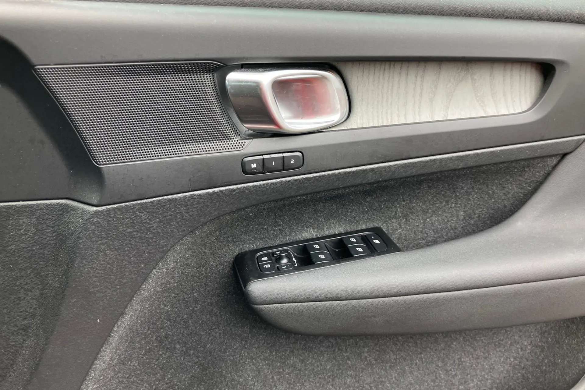 2021 VOLVO XC40 2021 VOLVO XC40