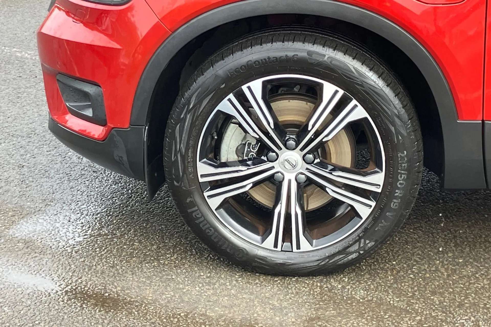 2021 VOLVO XC40 2021 VOLVO XC40