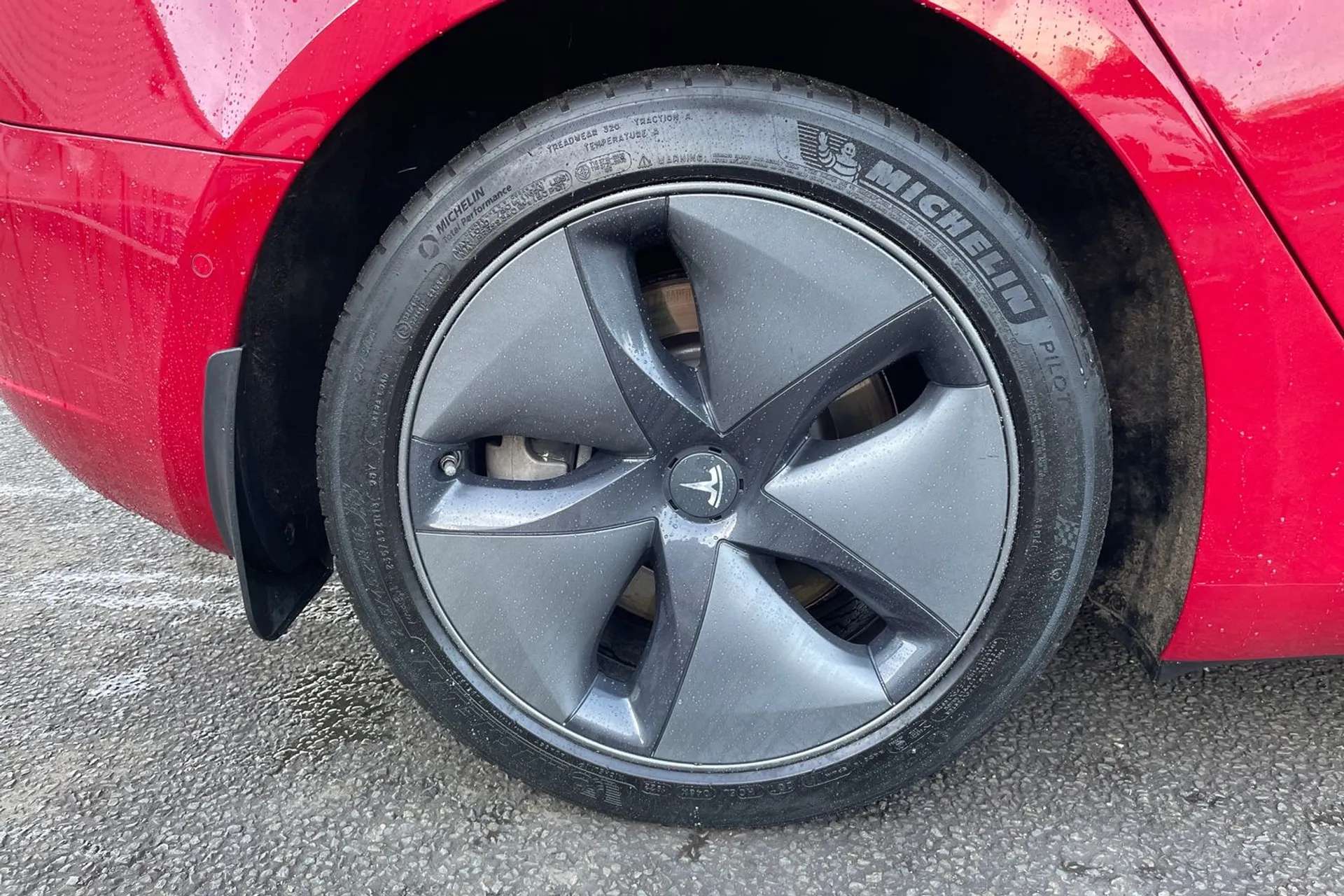 2019 TESLA MODEL 3 2019 TESLA MODEL 3