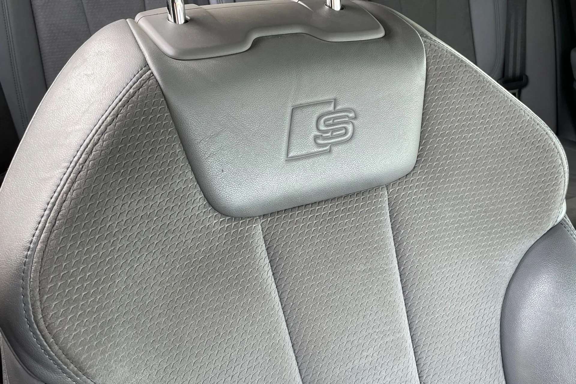 2019 AUDI A4 2019 AUDI A4