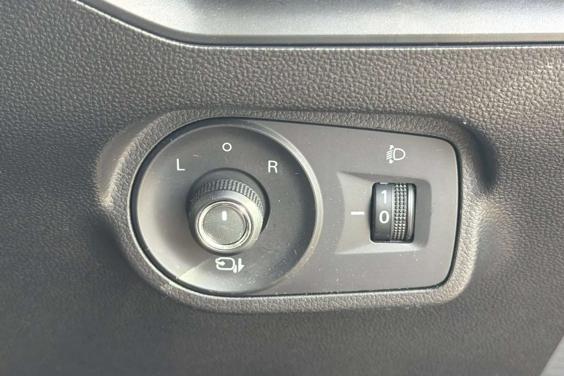 2024 MG MOTOR UK MG4 2024 MG MOTOR UK MG4