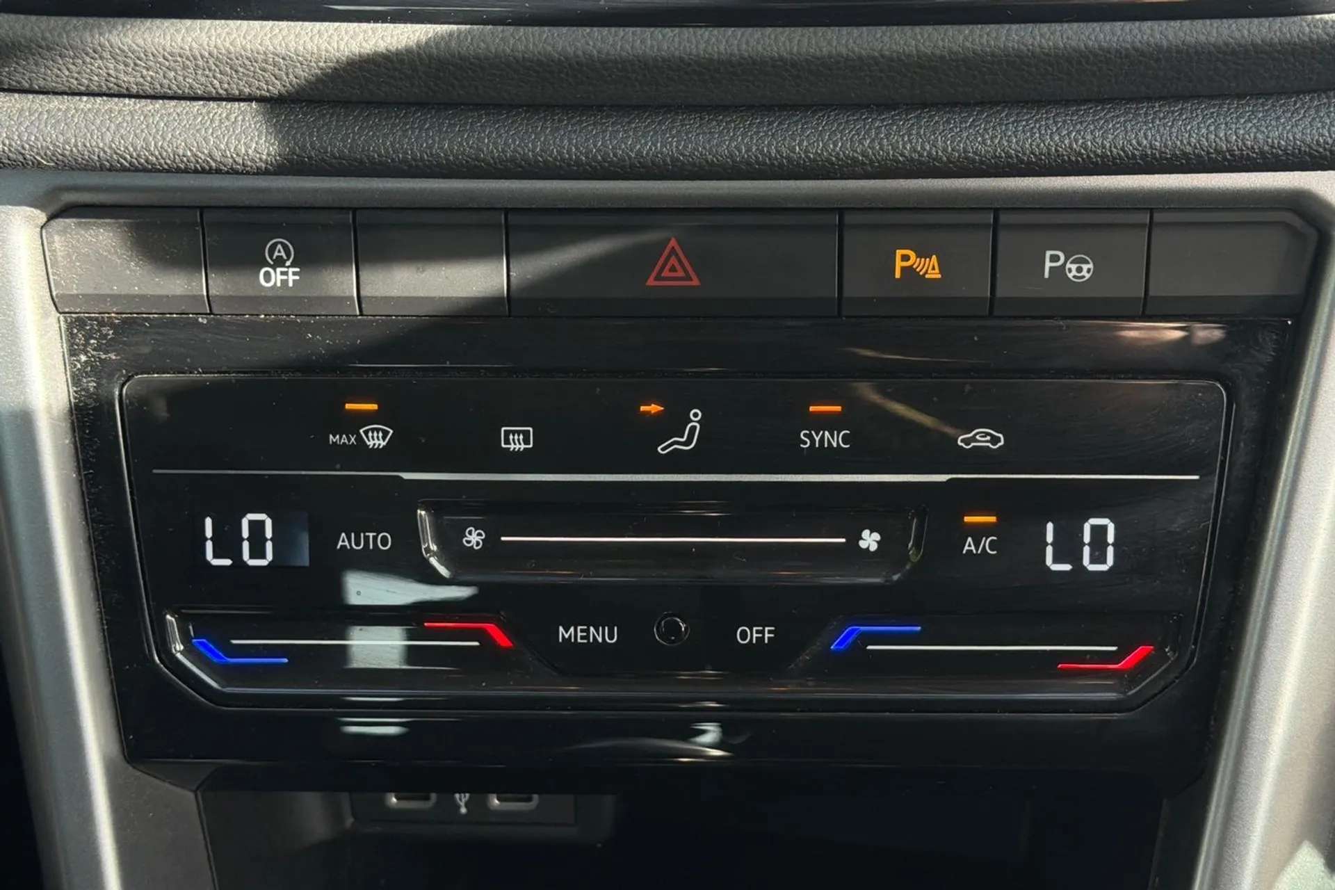 2023 VOLKSWAGEN T-ROC 2023 VOLKSWAGEN T-ROC