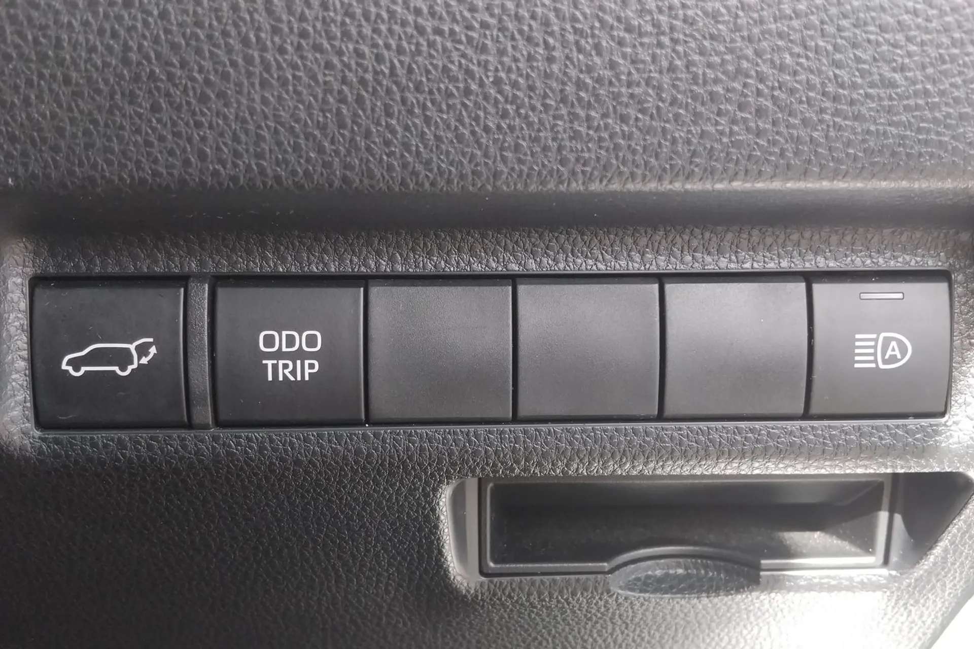 2023 TOYOTA RAV4 2023 TOYOTA RAV4