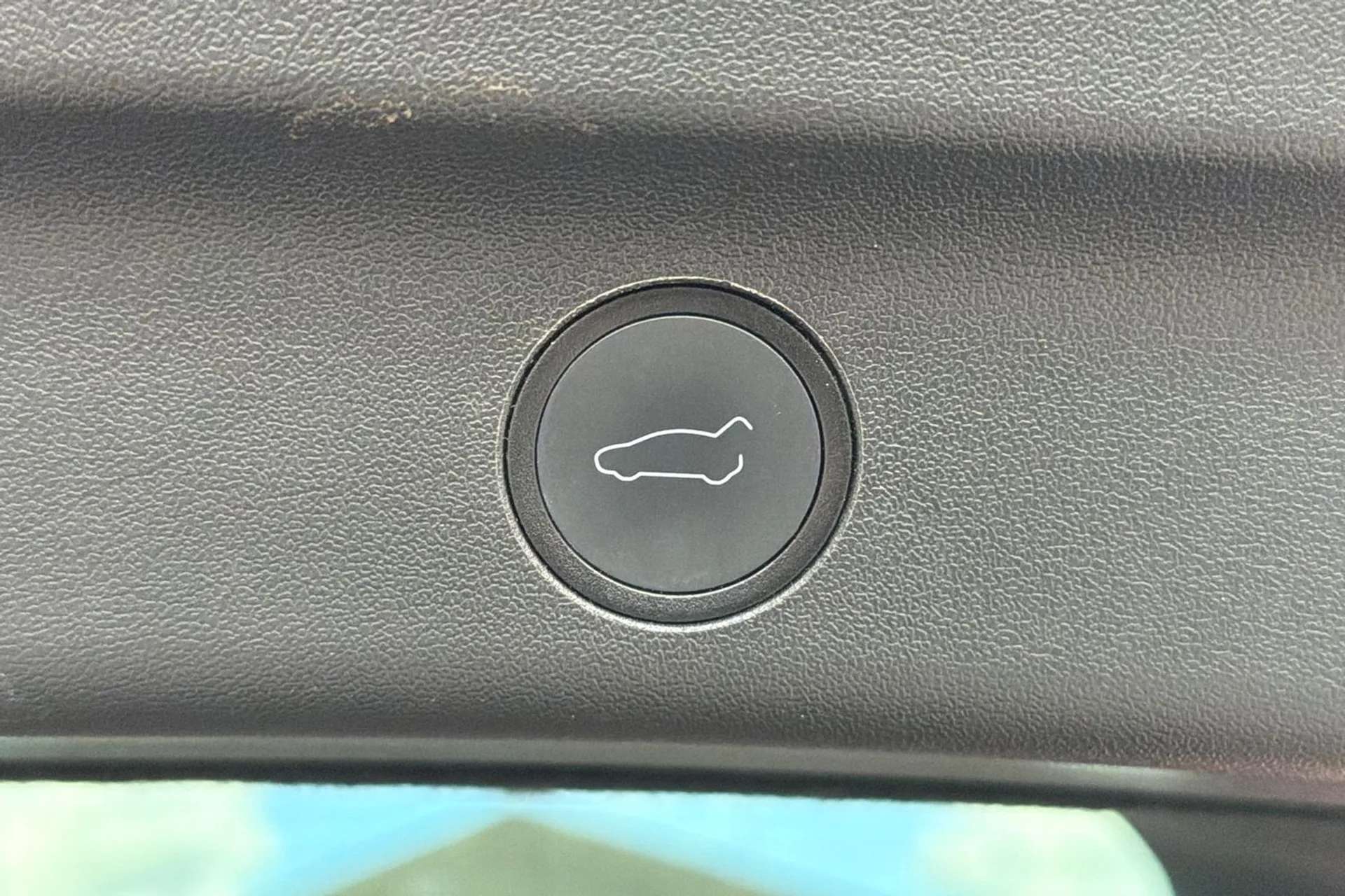 2023 TESLA MODEL Y 2023 TESLA MODEL Y