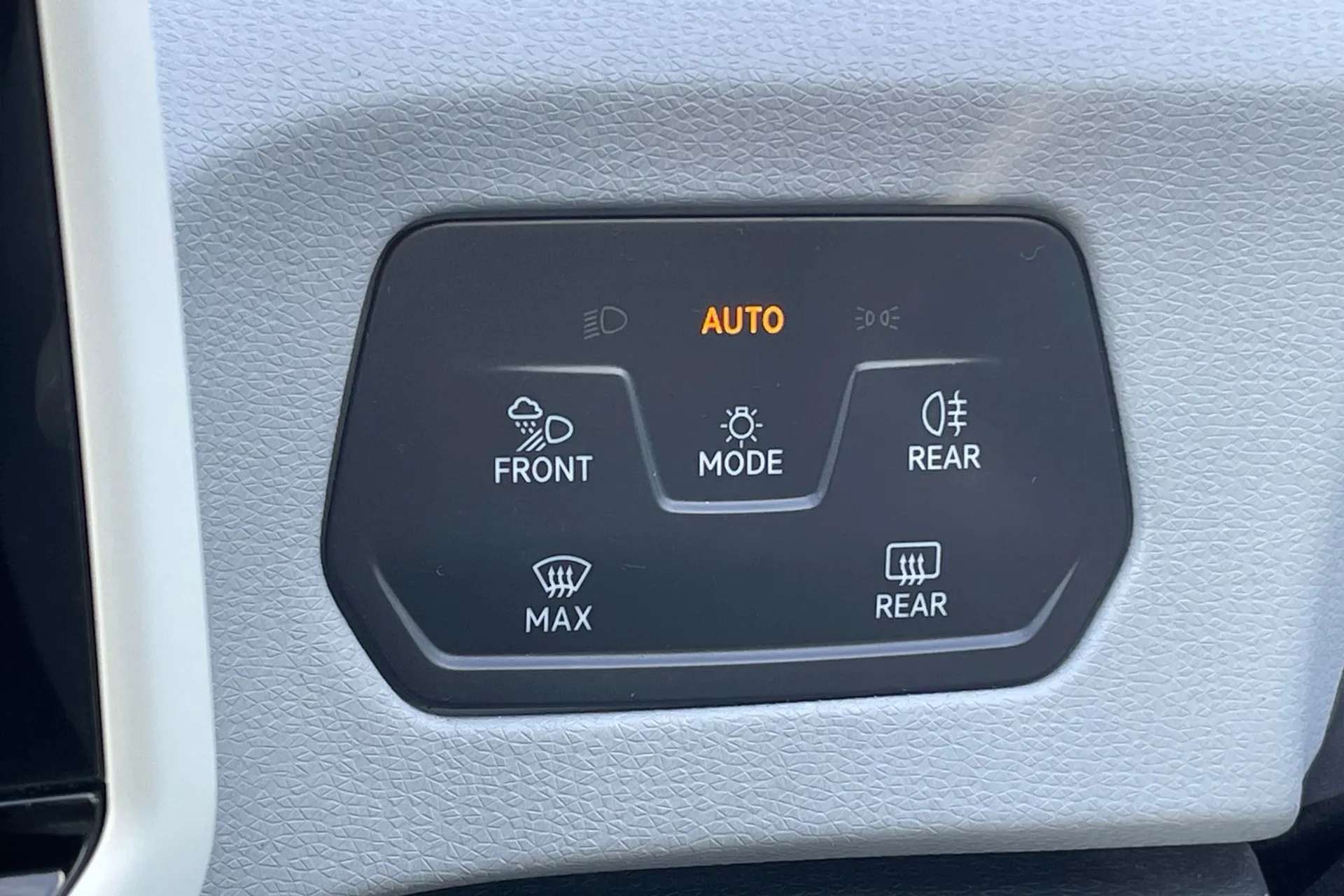 2020 VOLKSWAGEN ID.3 2020 VOLKSWAGEN ID.3