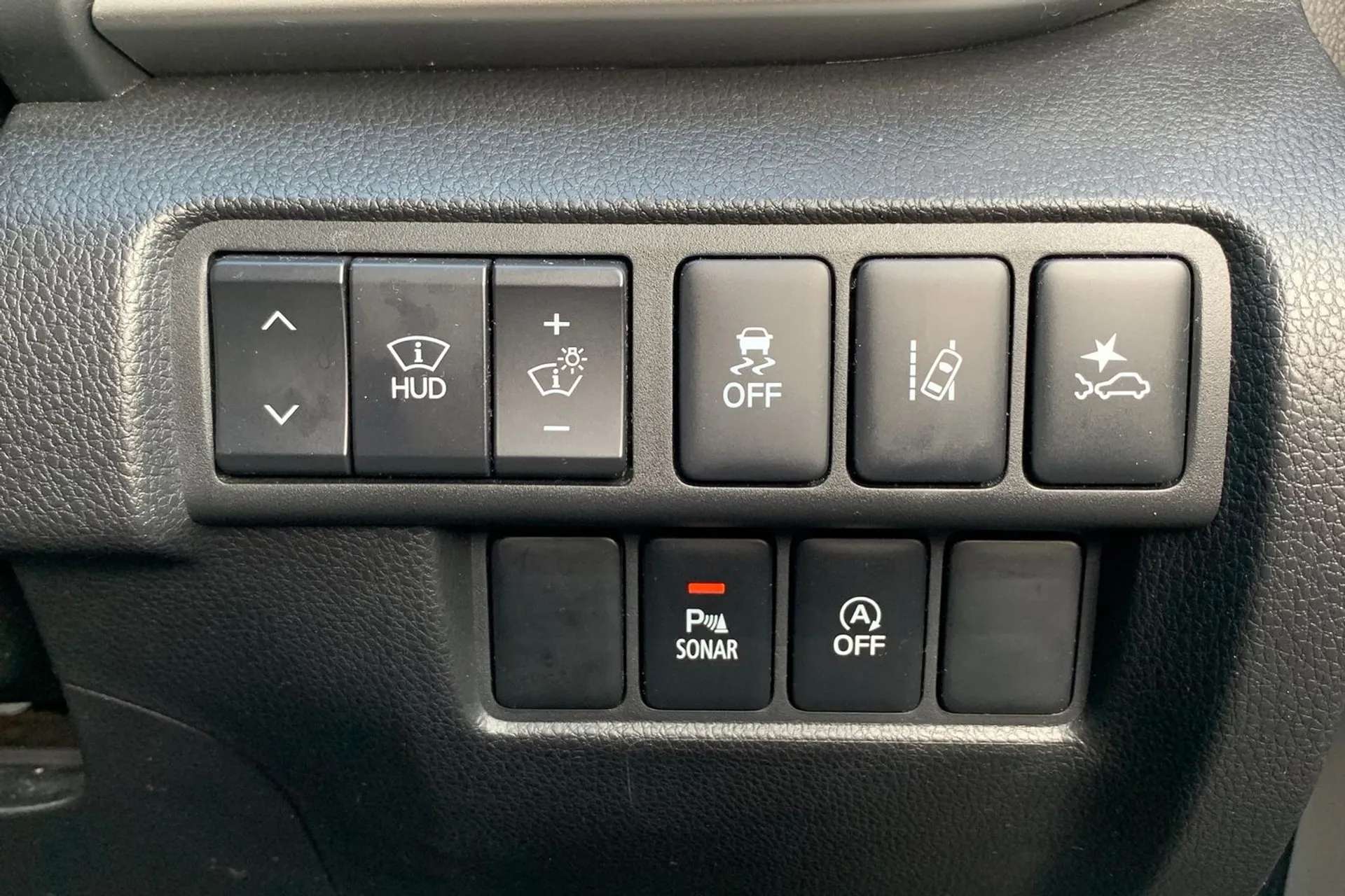 2021 MITSUBISHI ECLIPSE CROSS 2021 MITSUBISHI ECLIPSE CROSS