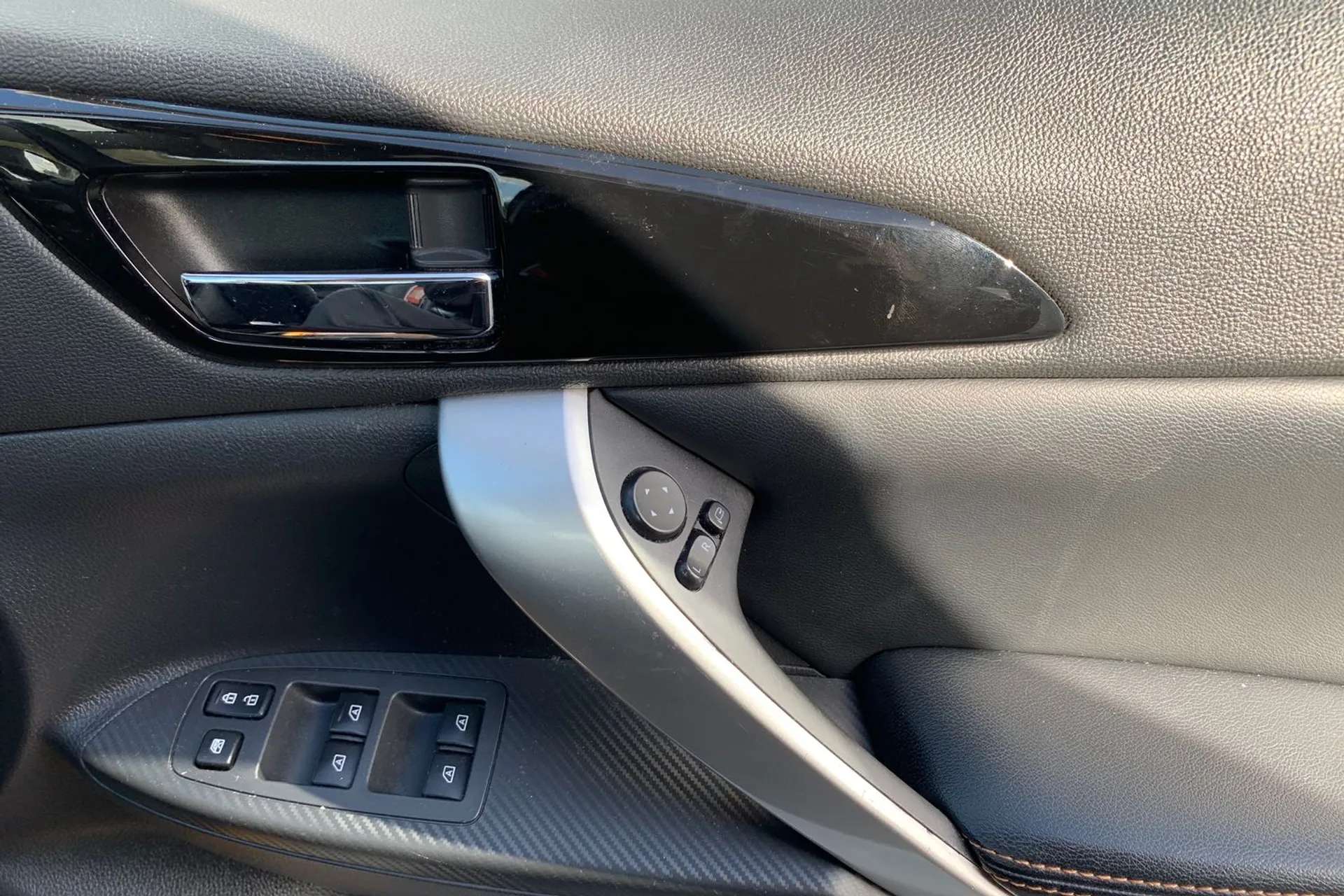 2021 MITSUBISHI ECLIPSE CROSS 2021 MITSUBISHI ECLIPSE CROSS