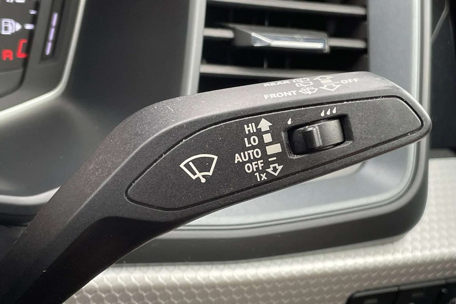 2018 AUDI A1 2018 AUDI A1