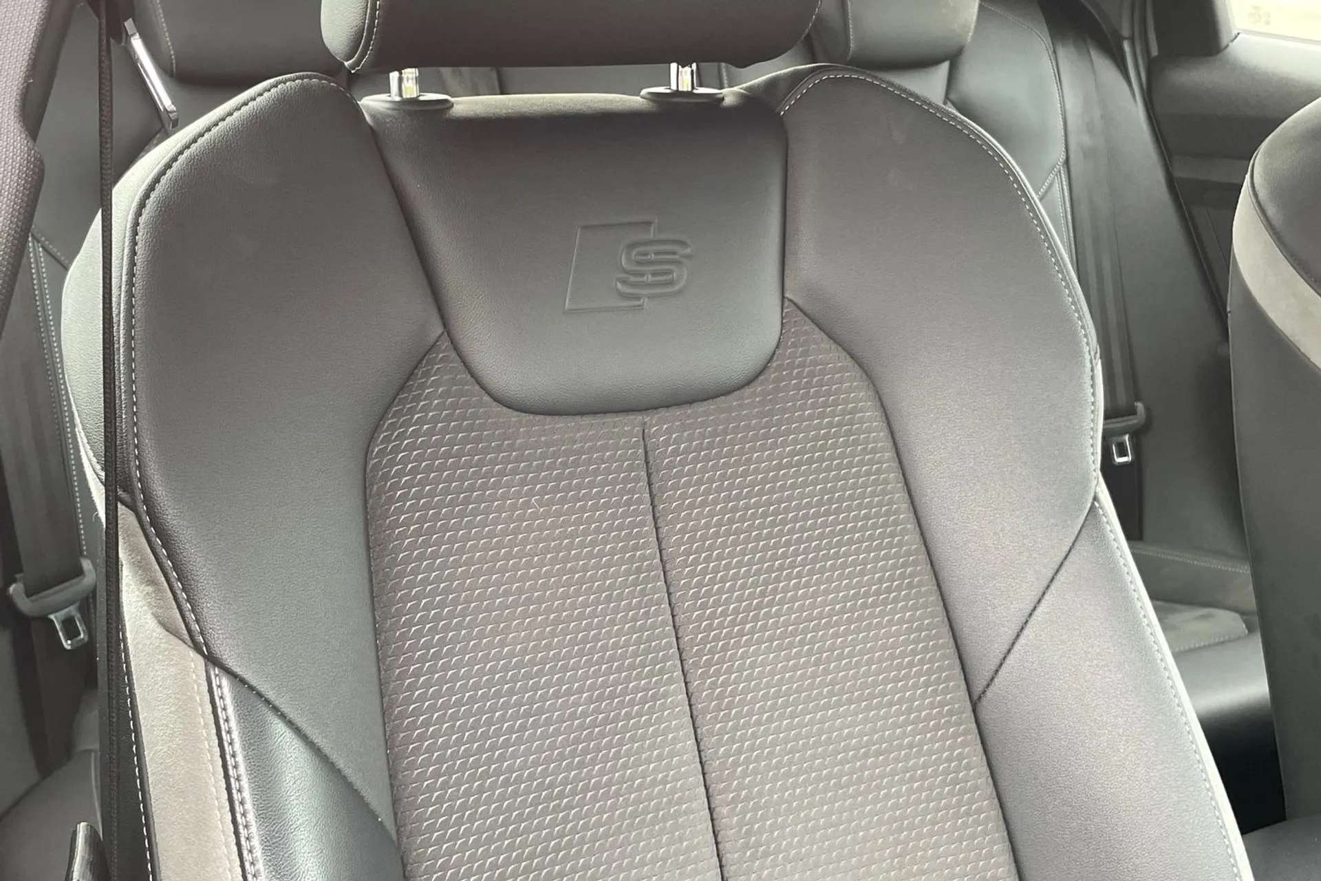 2018 AUDI A1 2018 AUDI A1