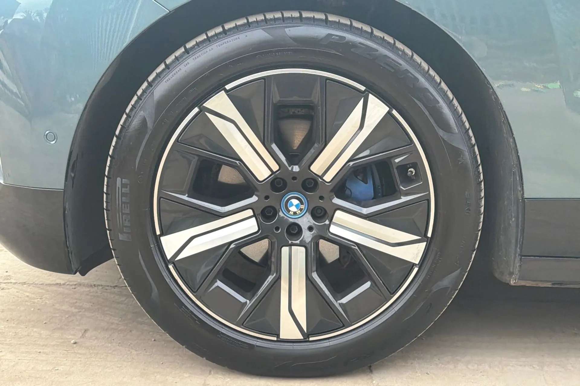 2022 BMW IX 2022 BMW IX