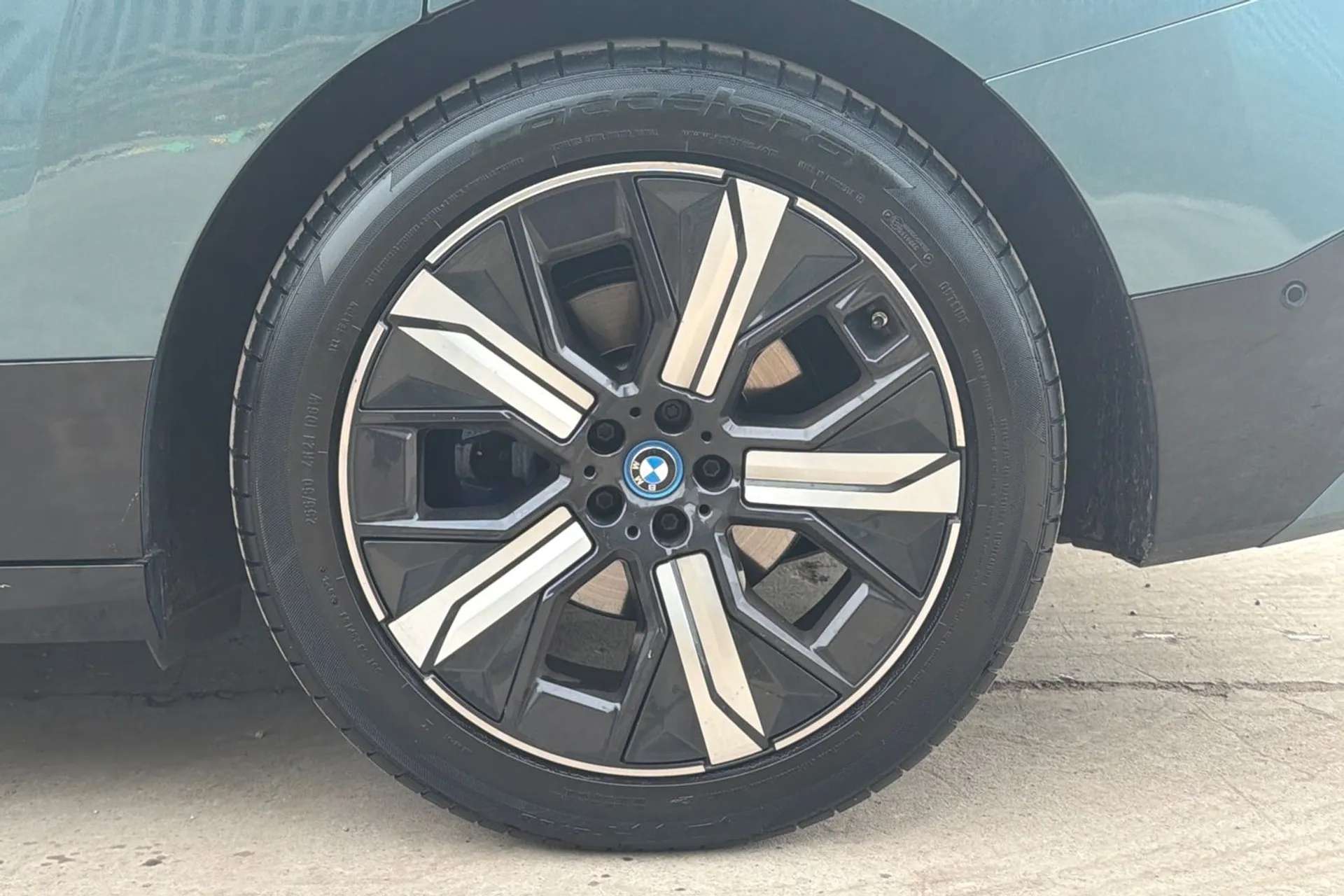 2022 BMW IX 2022 BMW IX