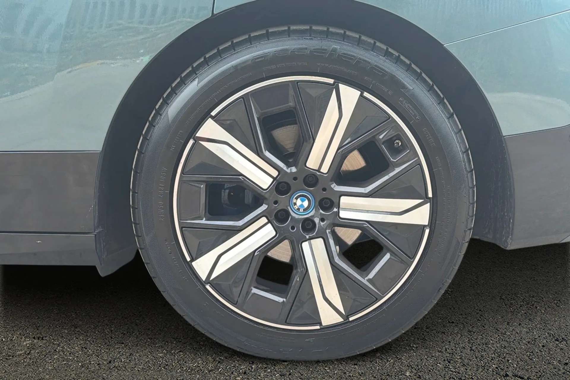2022 BMW IX 2022 BMW IX