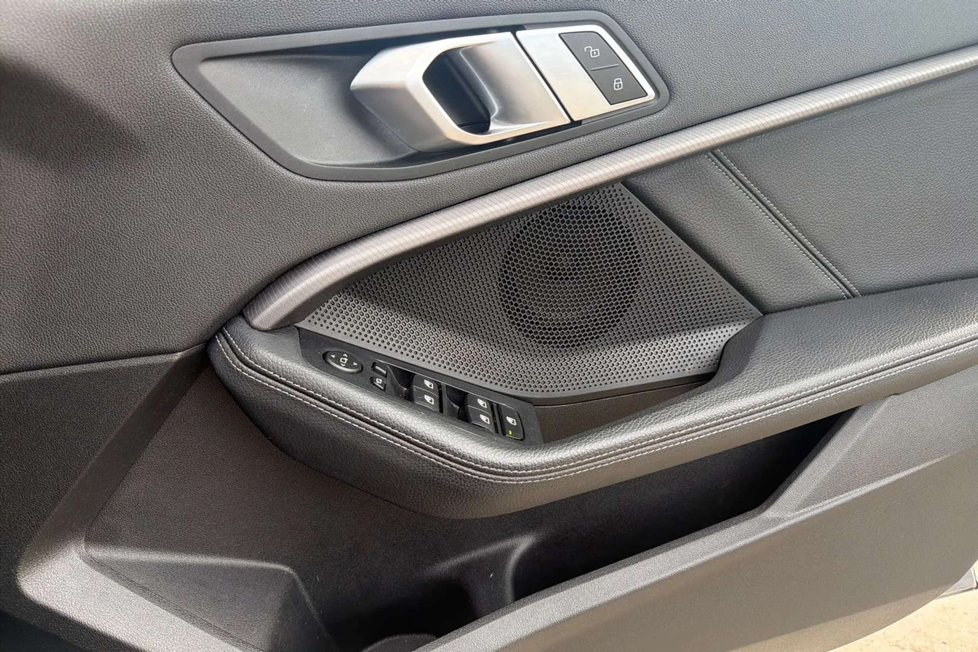 2021 BMW 1 SERIES 2021 BMW 1 SERIES
