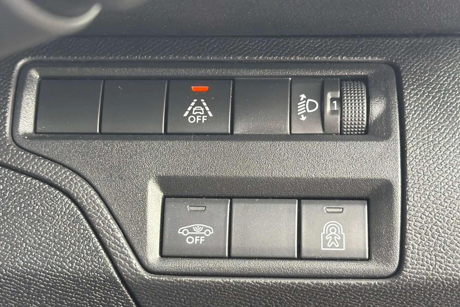 2022 PEUGEOT 3008 2022 PEUGEOT 3008