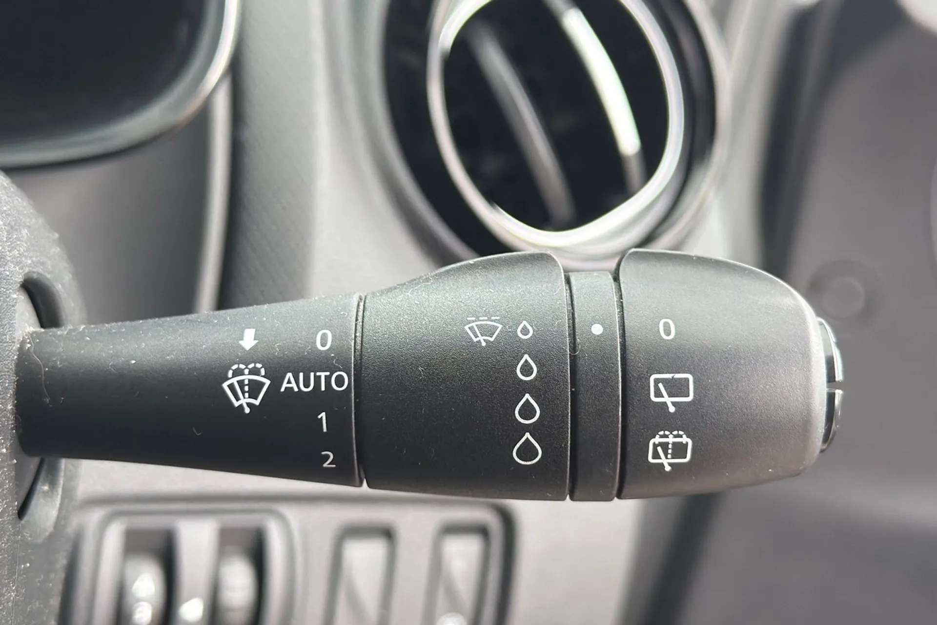 2019 RENAULT CLIO 2019 RENAULT CLIO