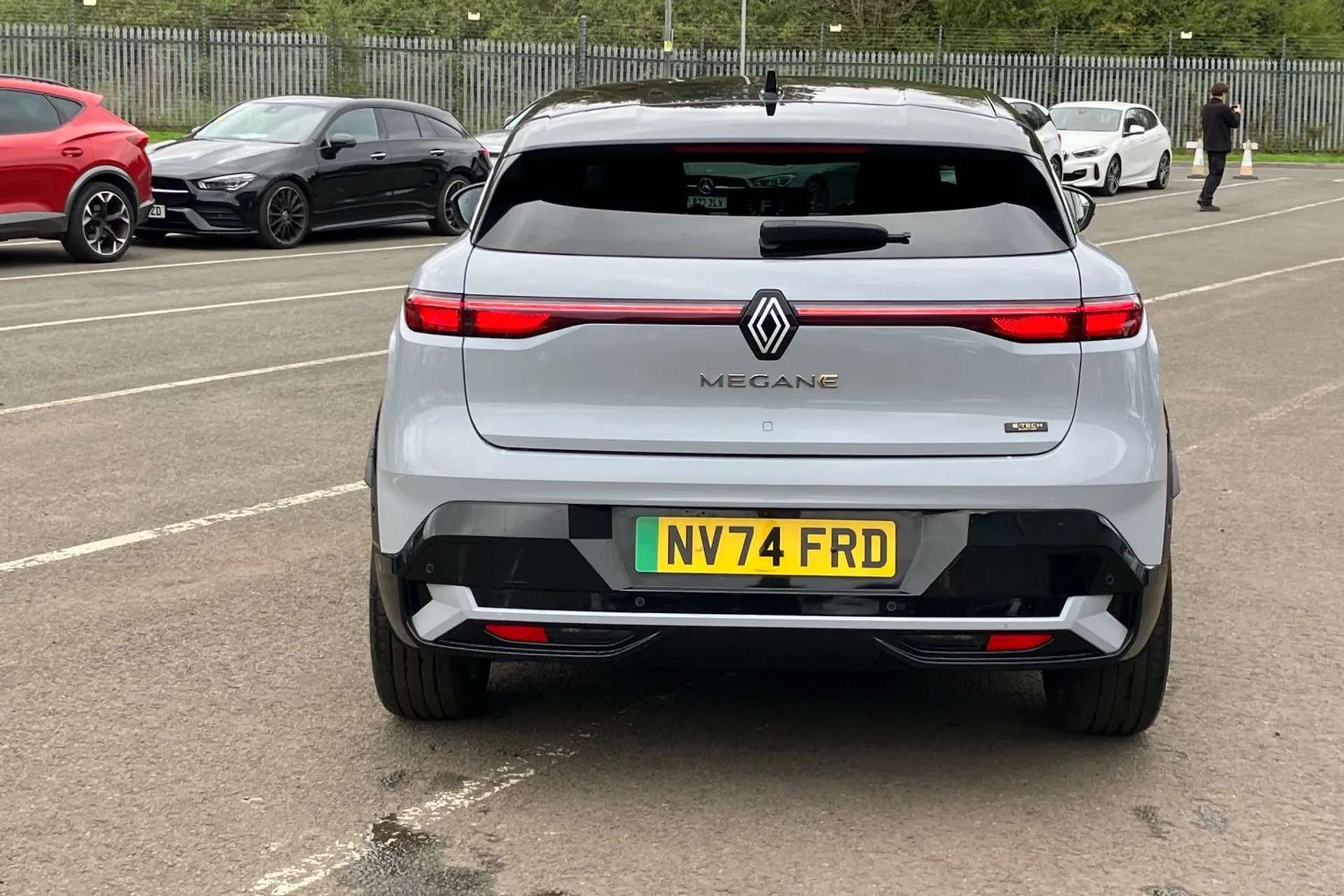 2024 RENAULT MEGANE E-TECH 2024 RENAULT MEGANE E-TECH