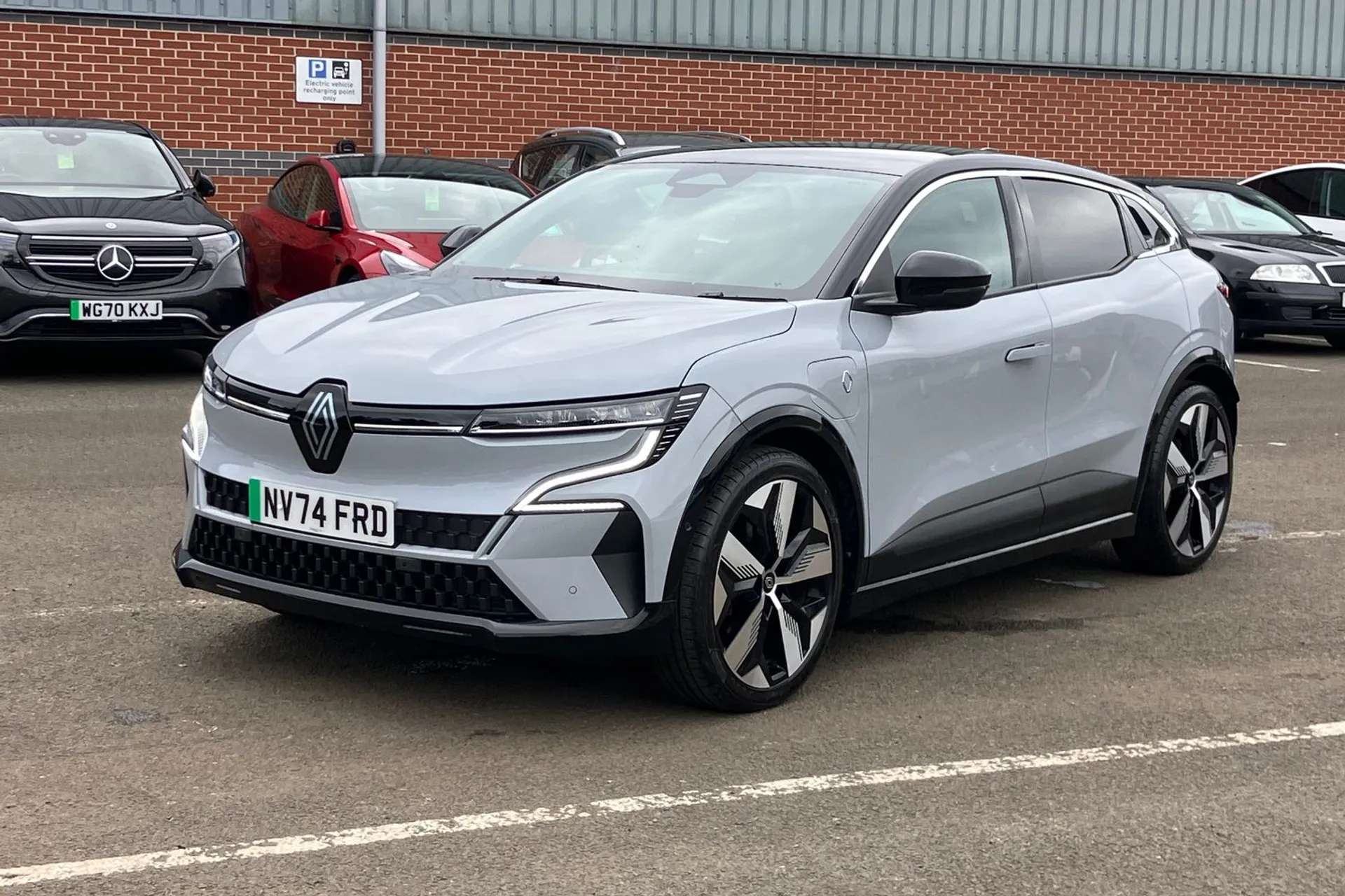 2024 RENAULT MEGANE E-TECH 2024 RENAULT MEGANE E-TECH