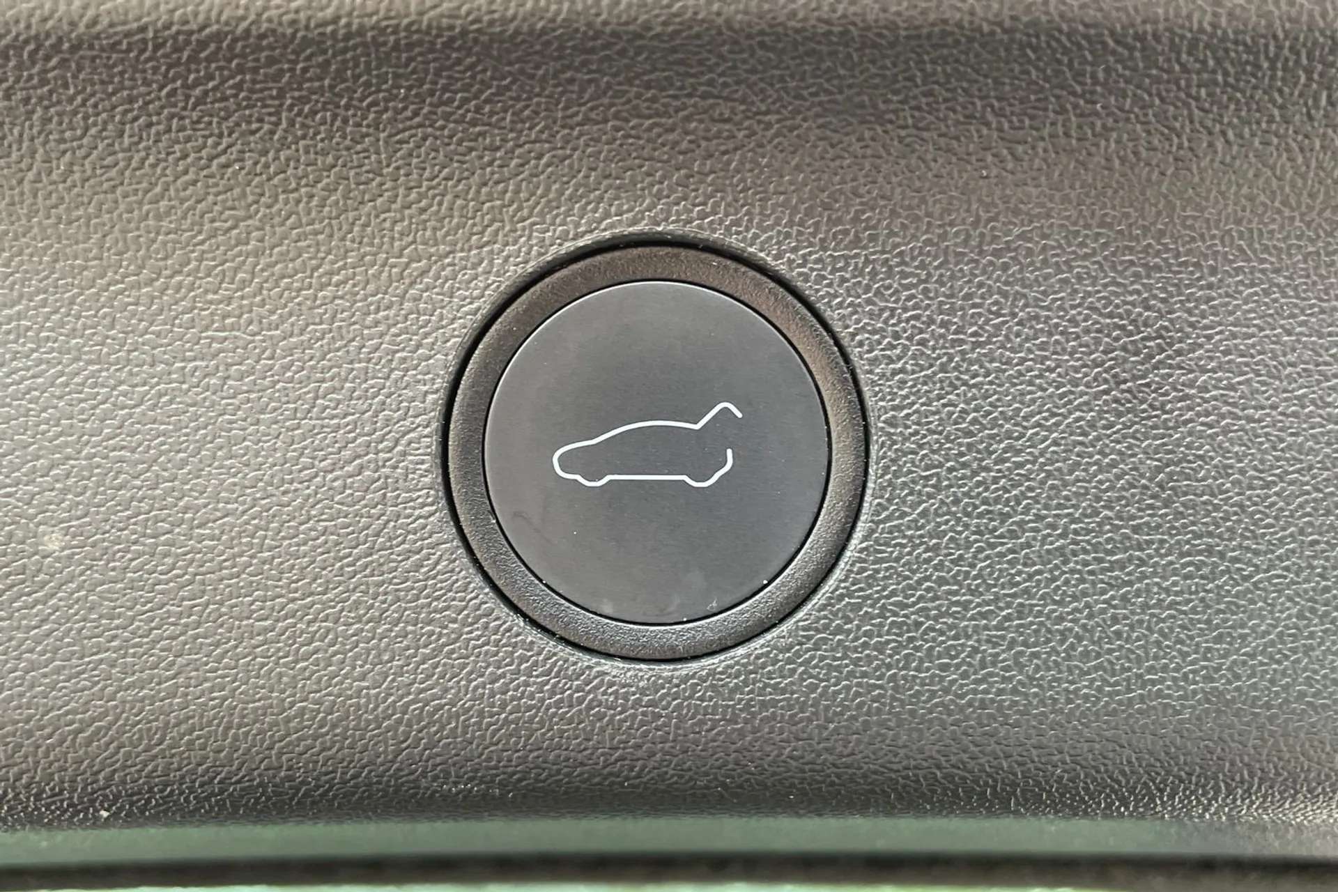 2022 TESLA MODEL Y 2022 TESLA MODEL Y