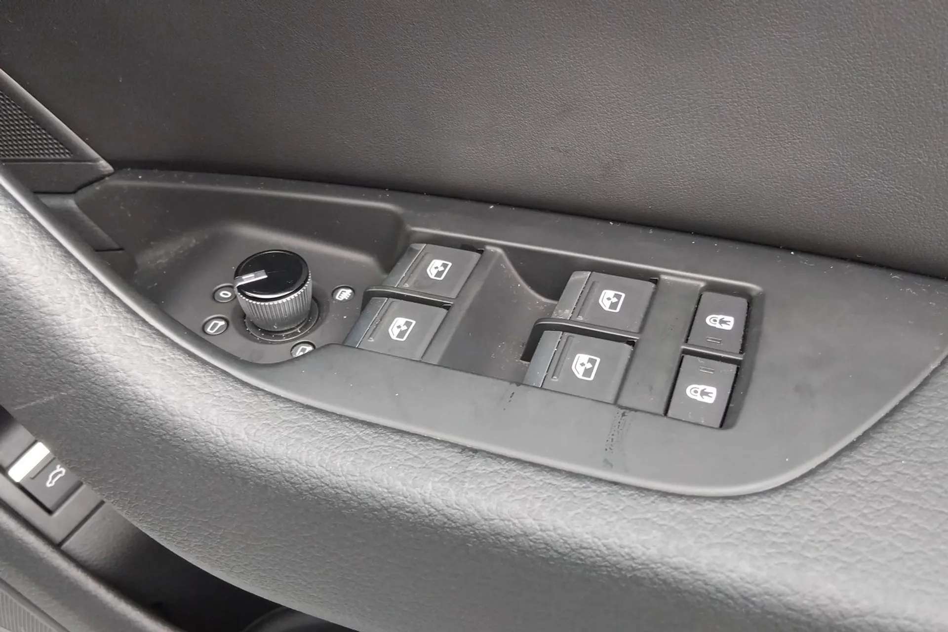 2023 AUDI A6 2023 AUDI A6