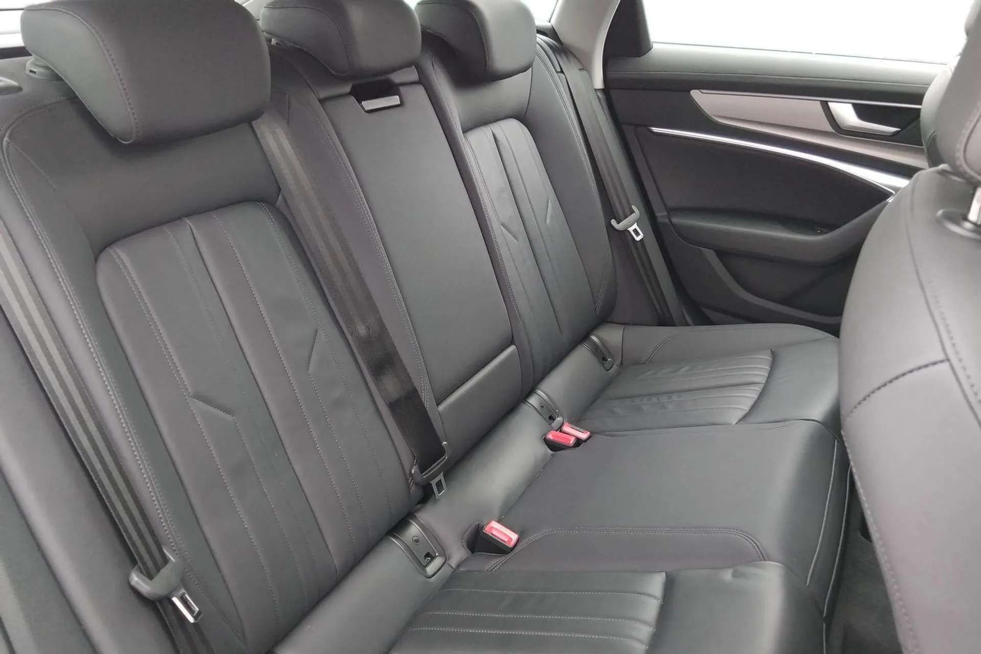 2023 AUDI A6 2023 AUDI A6