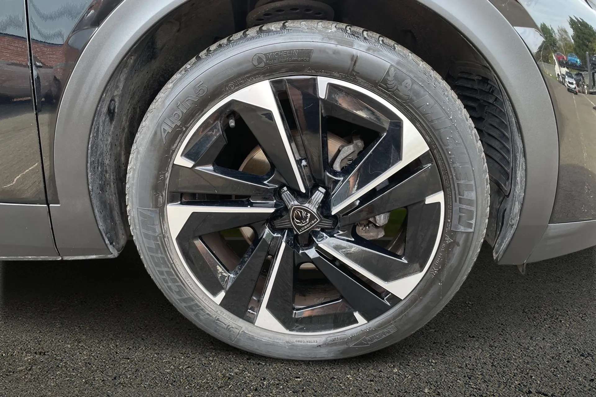 2023 PEUGEOT 408 2023 PEUGEOT 408