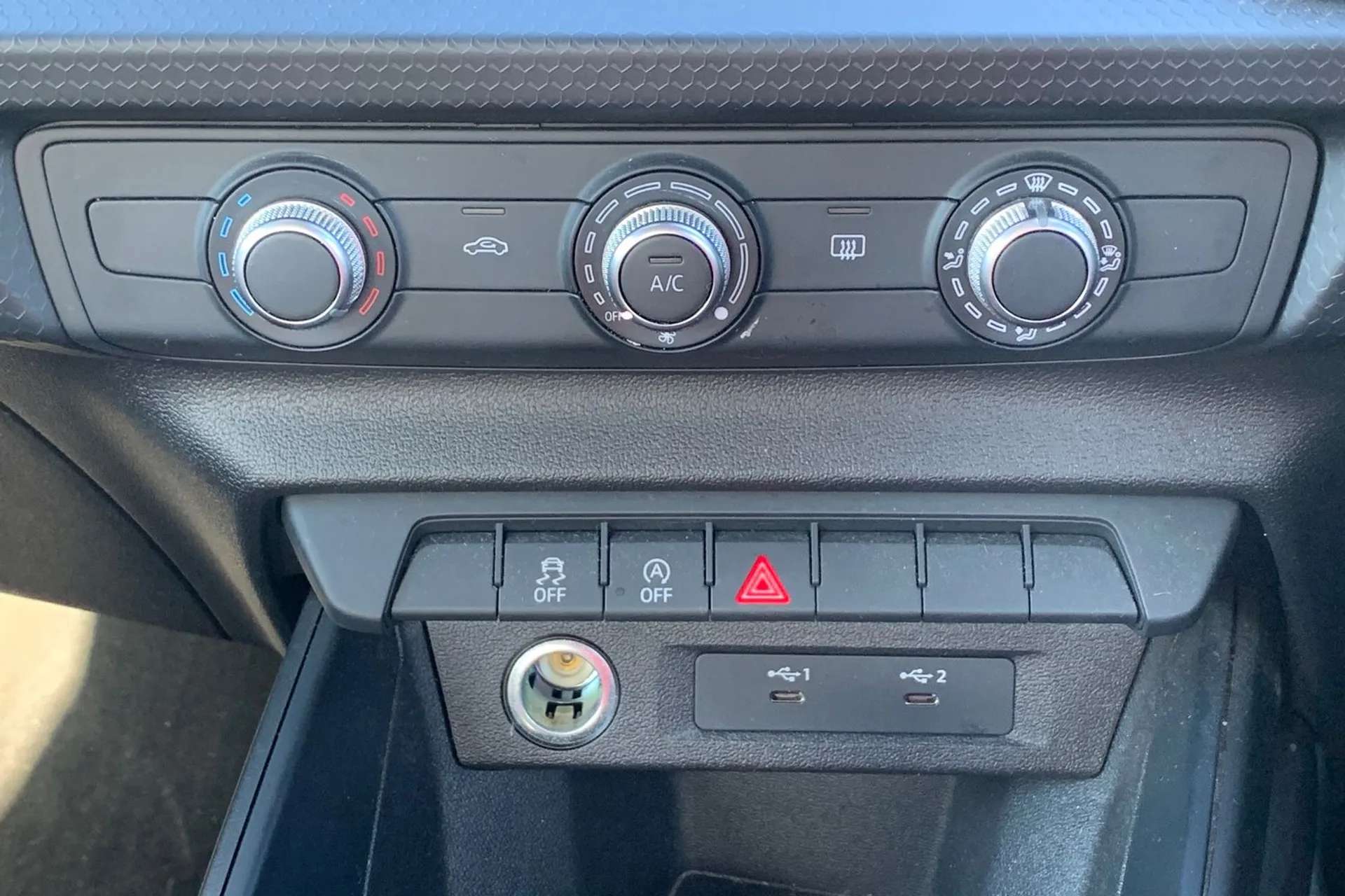 2021 AUDI A1 2021 AUDI A1