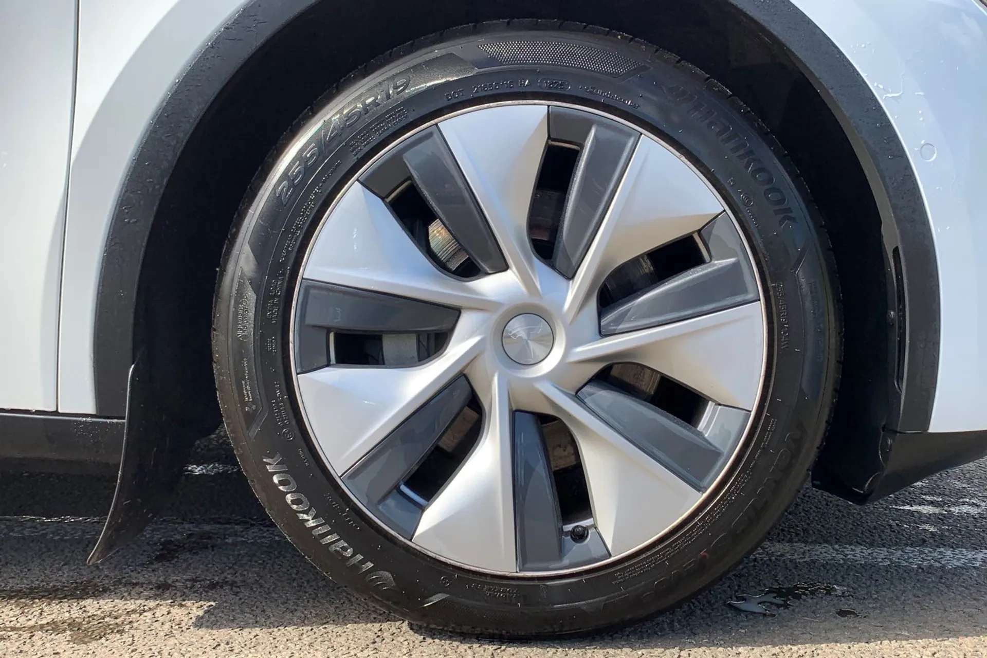 2022 TESLA MODEL Y 2022 TESLA MODEL Y