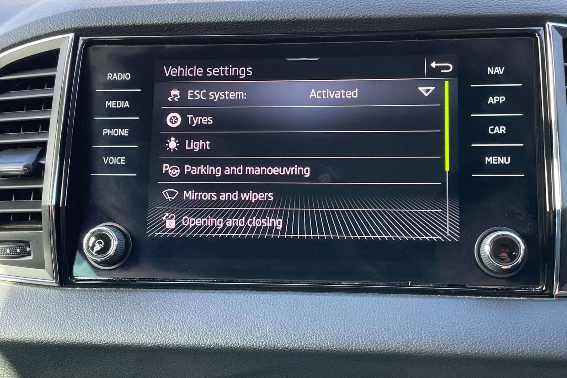 2024 SKODA KAROQ 2024 SKODA KAROQ